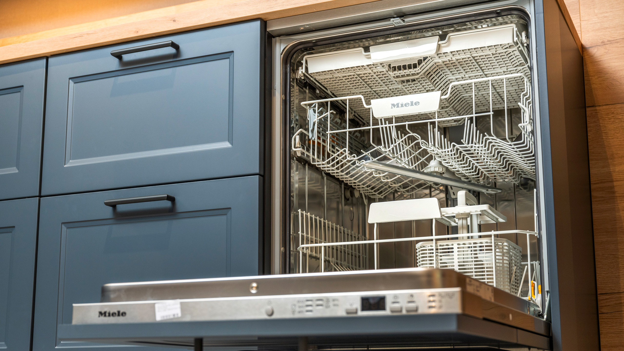 Trendige Landhausküche "Cascada" von Nobilia