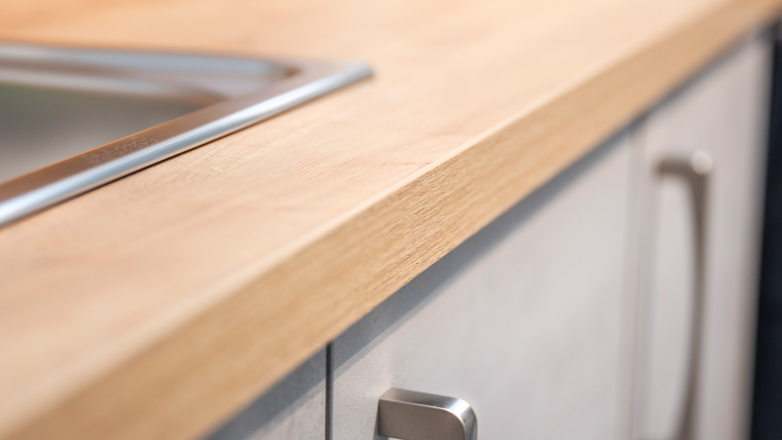 Stauraumreicher Hauswirtschaftsraum "Riva" von Nobilia 