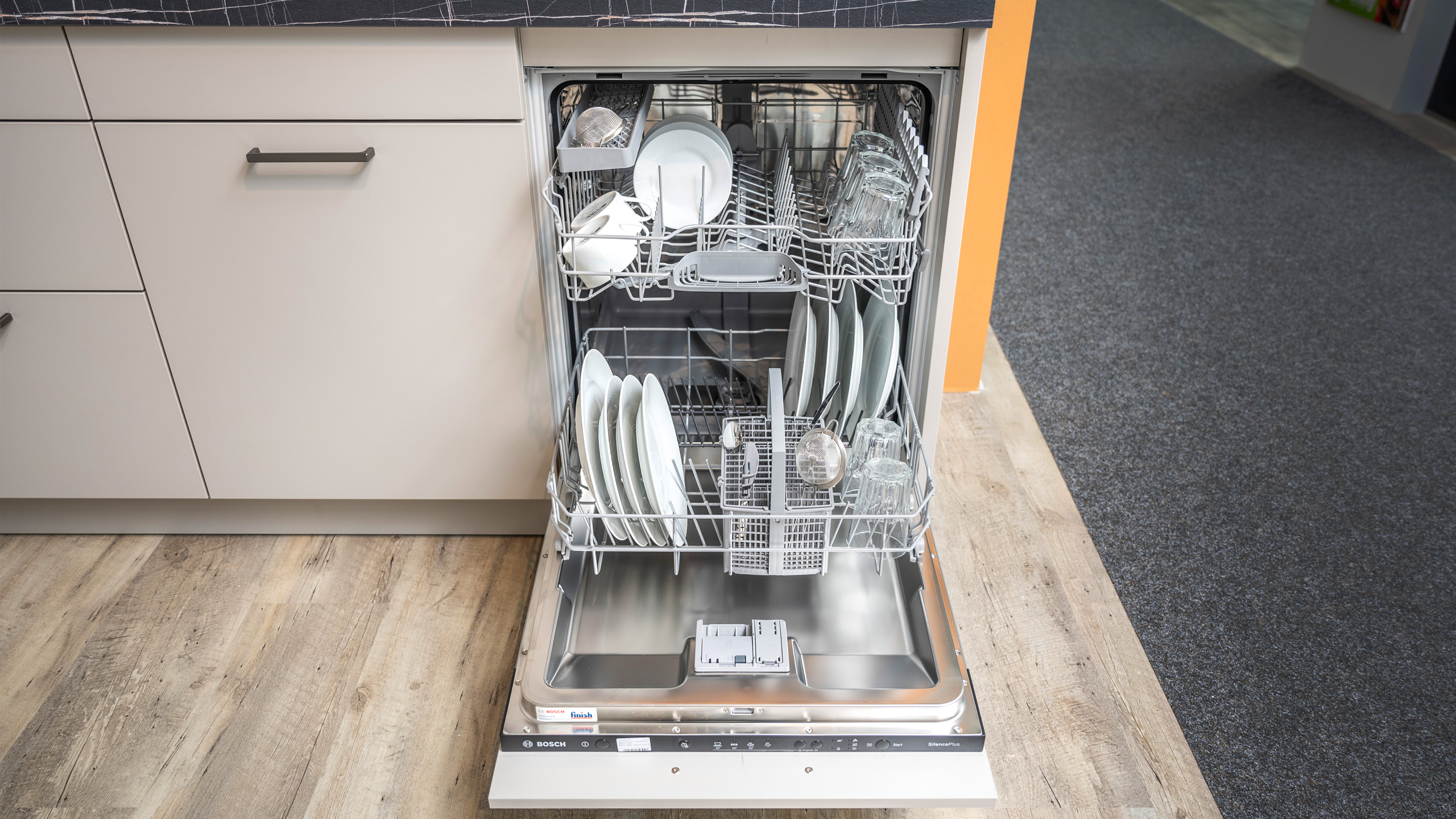 Trendige L-Küche "Matera" von Wert Küche 