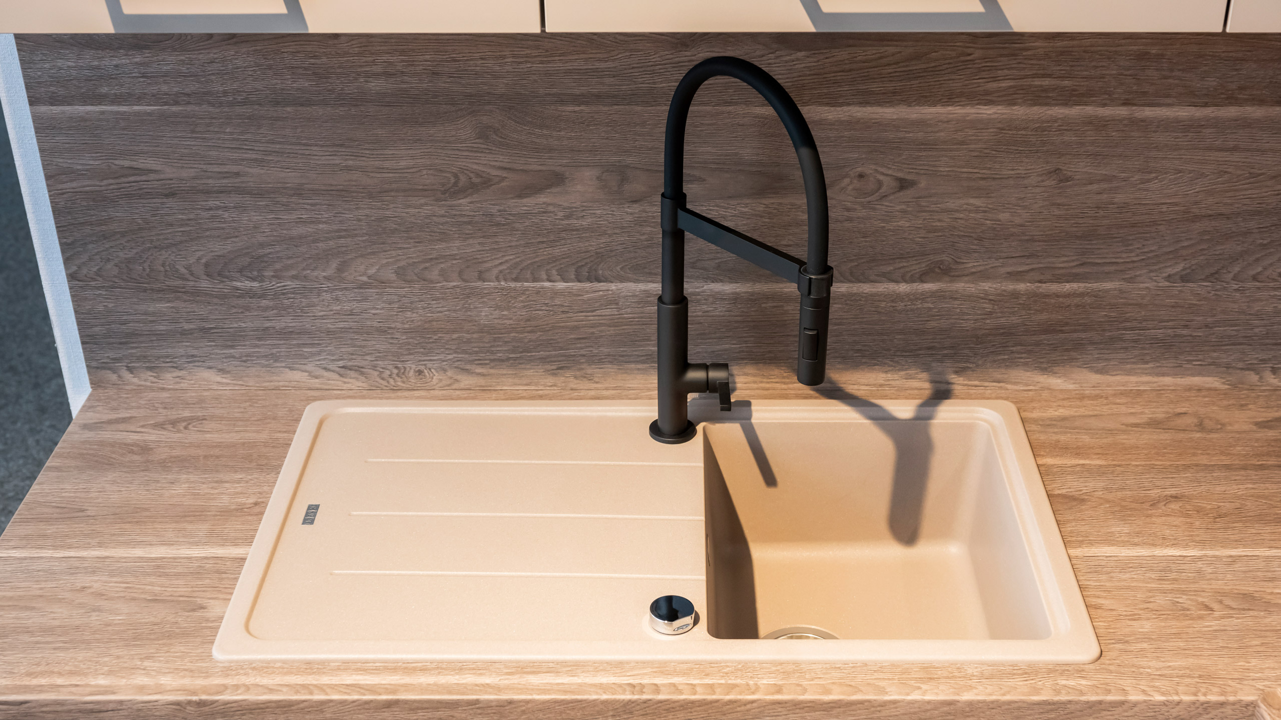 Moderne L-Küche "Clean" von Express