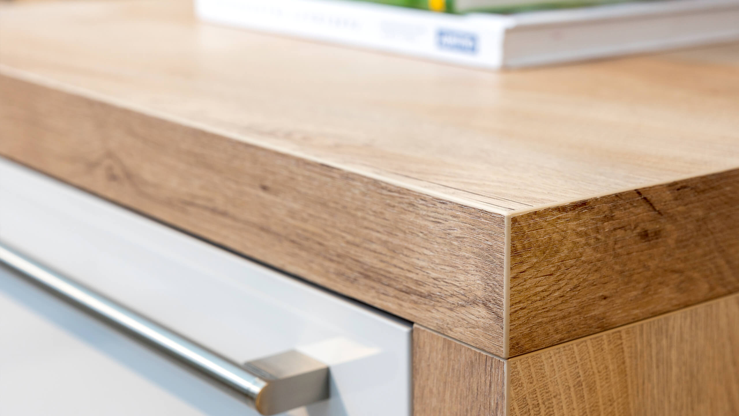 Moderne Familienfreundliche Küche "Flash" von Nobilia