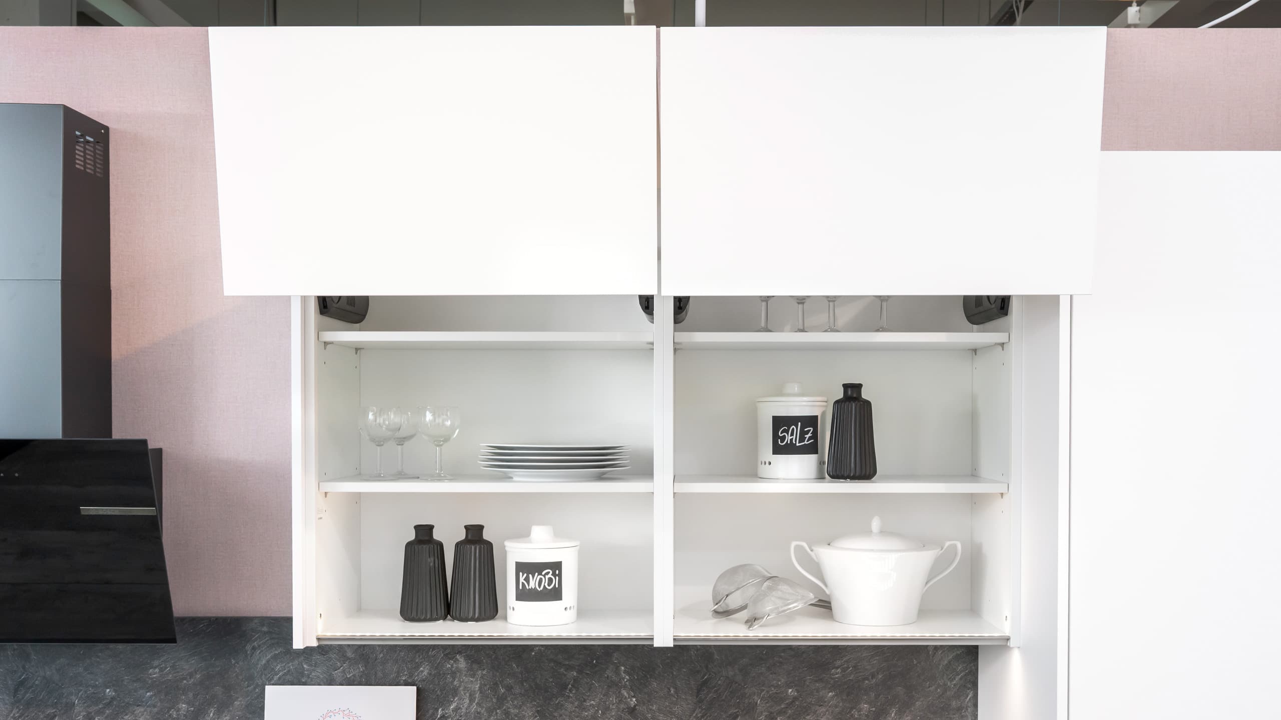 Moderne Küchenzeile "Senso" von Nobilia 