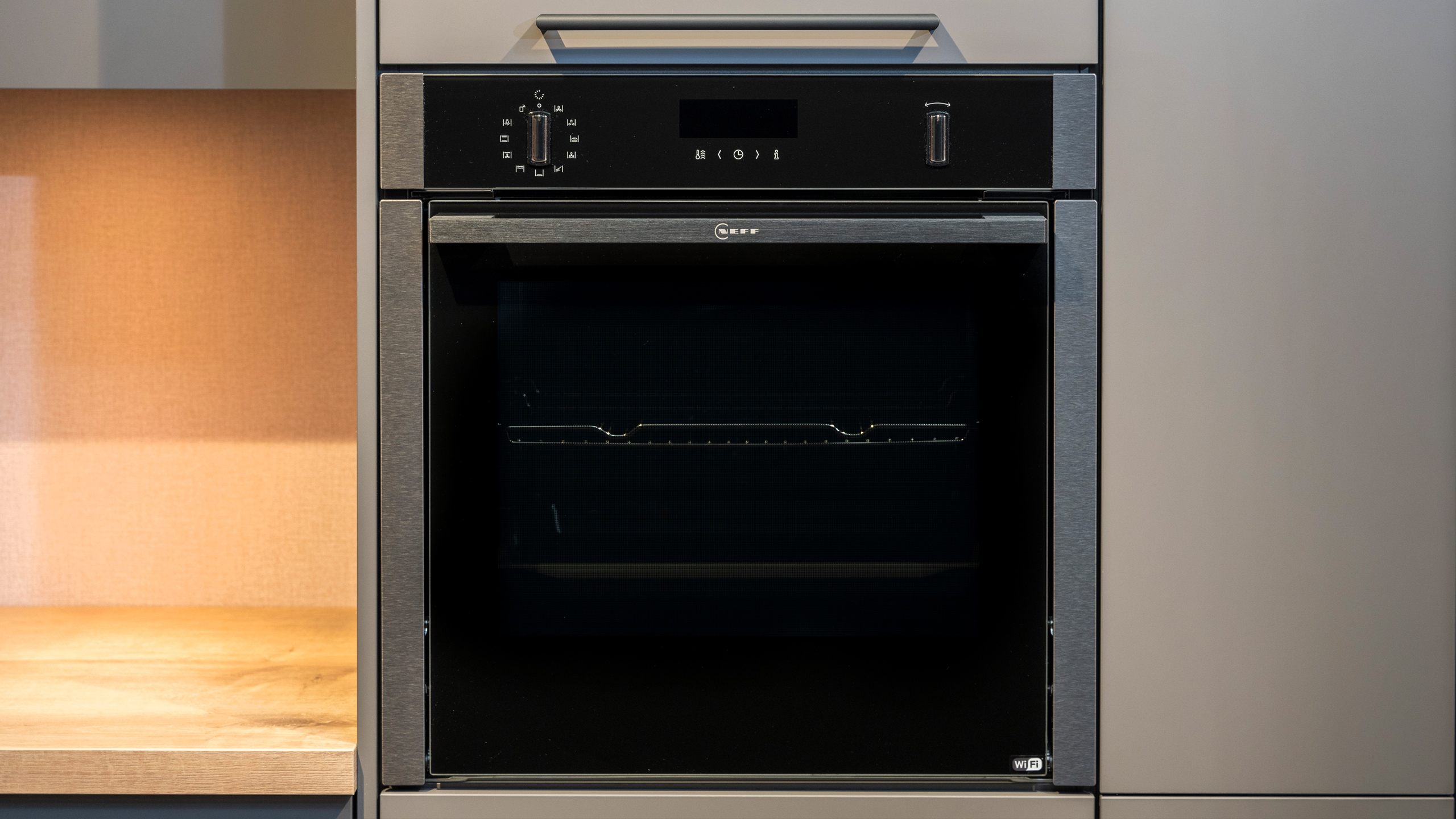 Moderne Trendküche "Senso" in L-Form von Nobilia