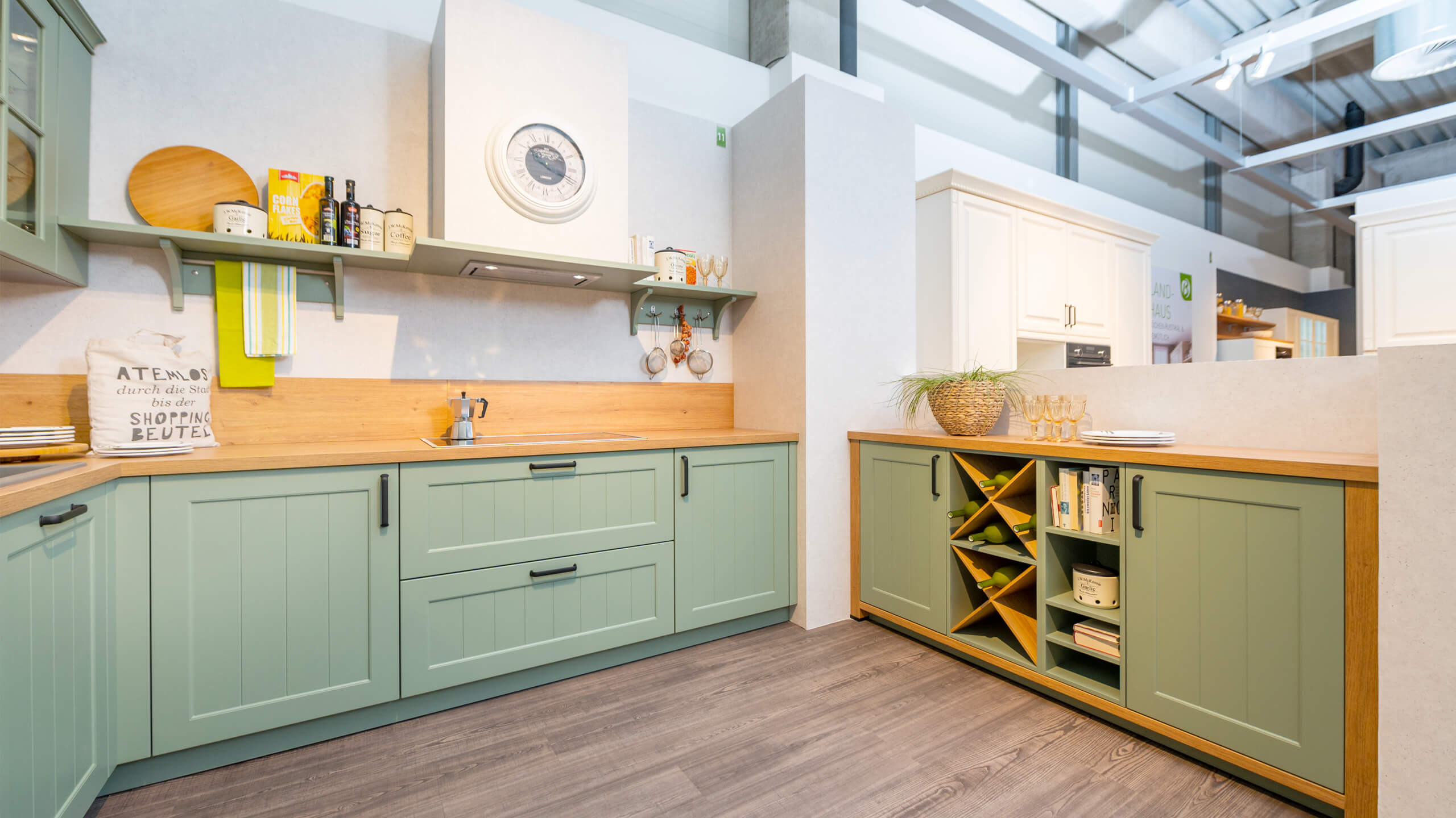 Trendige Landhausküche Modell Canto von Wert Küche