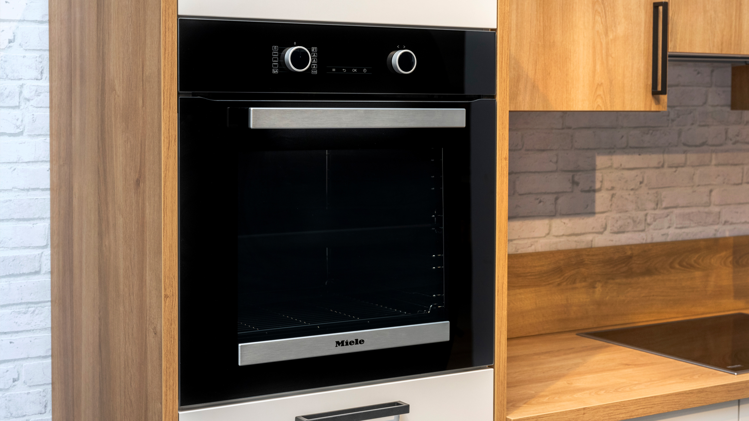 Moderne, übersichtliche L-Küche Modell  Base von Wert Küche