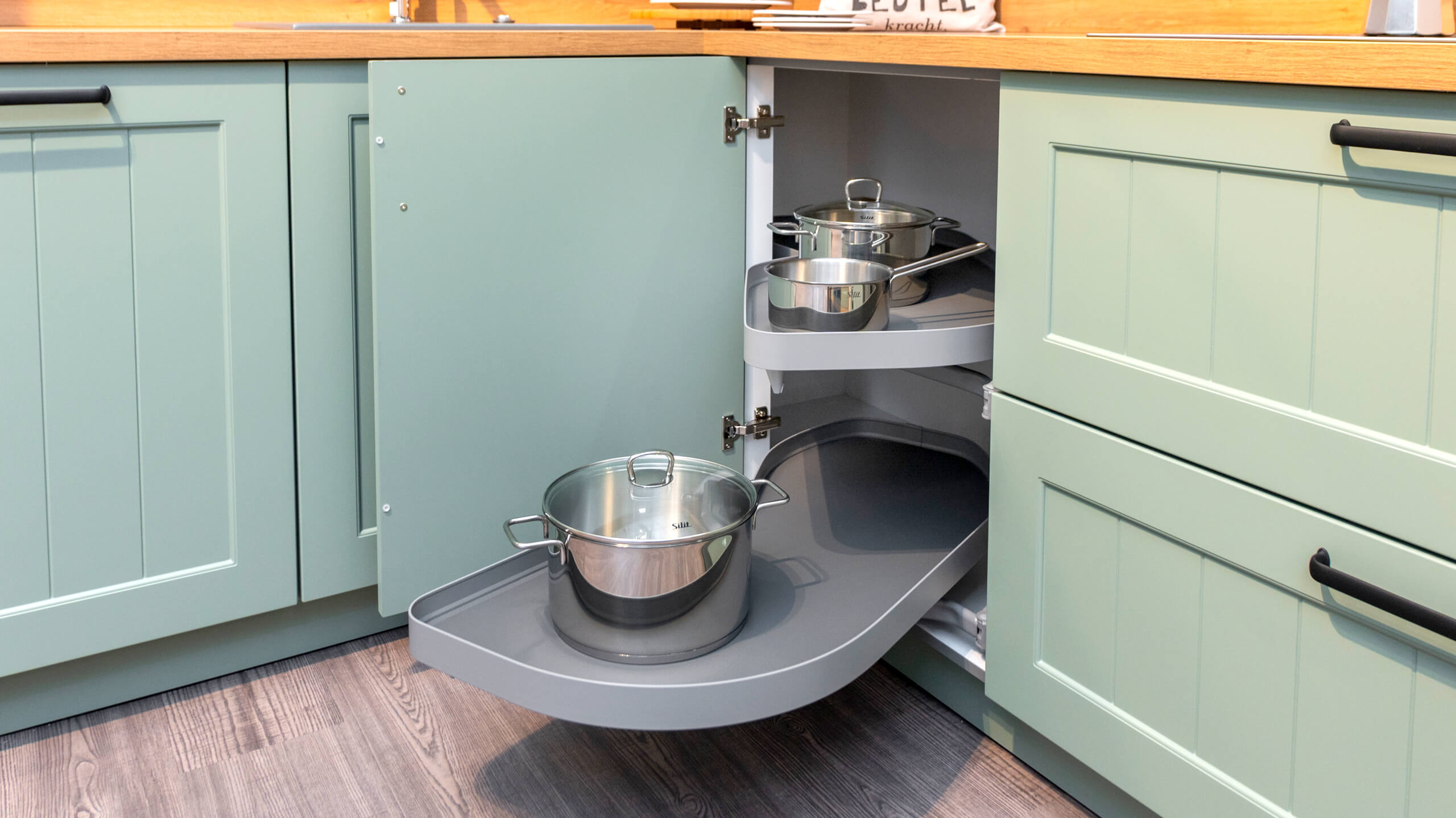 Trendige Landhausküche Modell Canto von Wert Küche