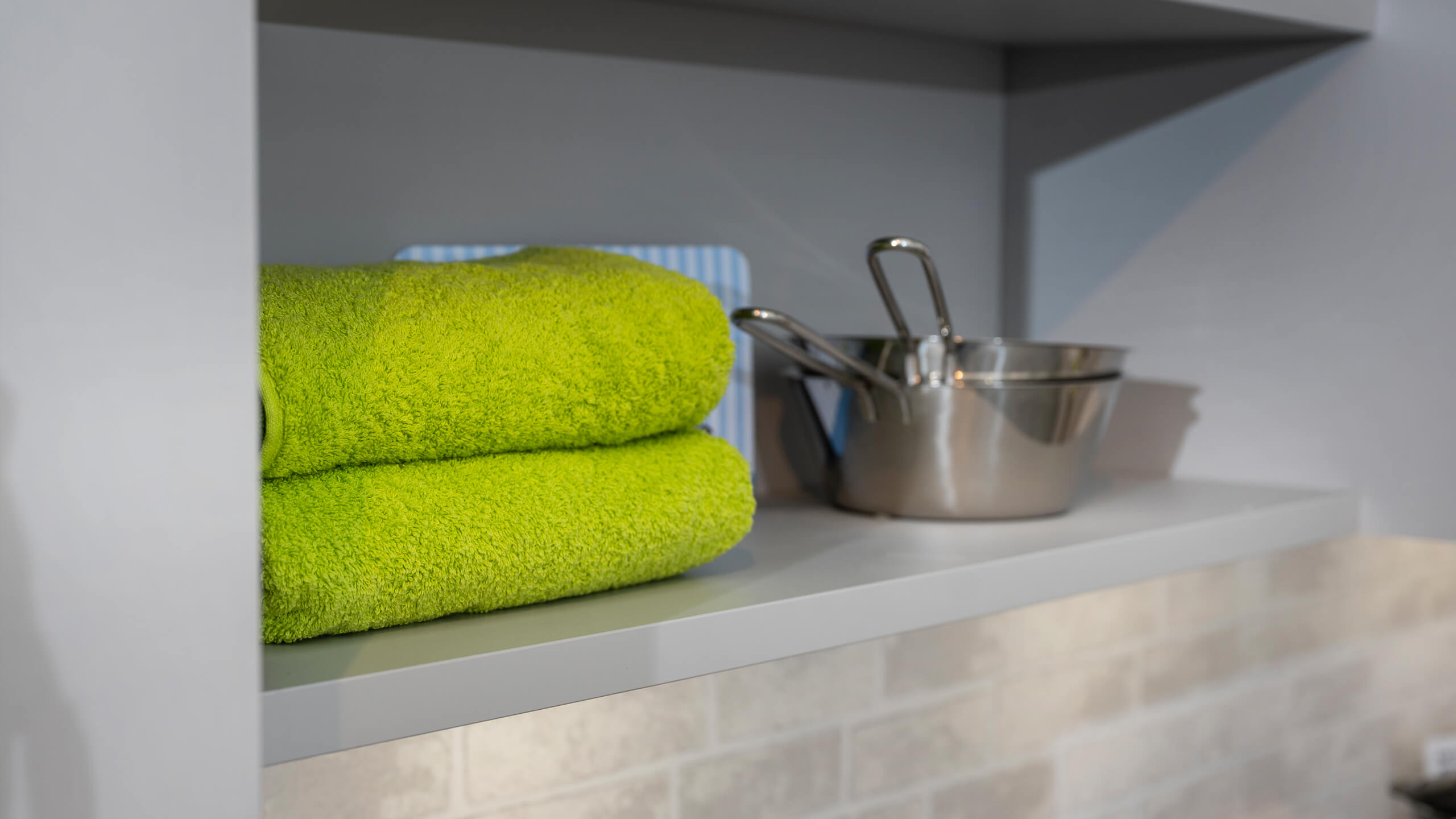 Heller Hauswirtschaftsraum "Win" von Express 