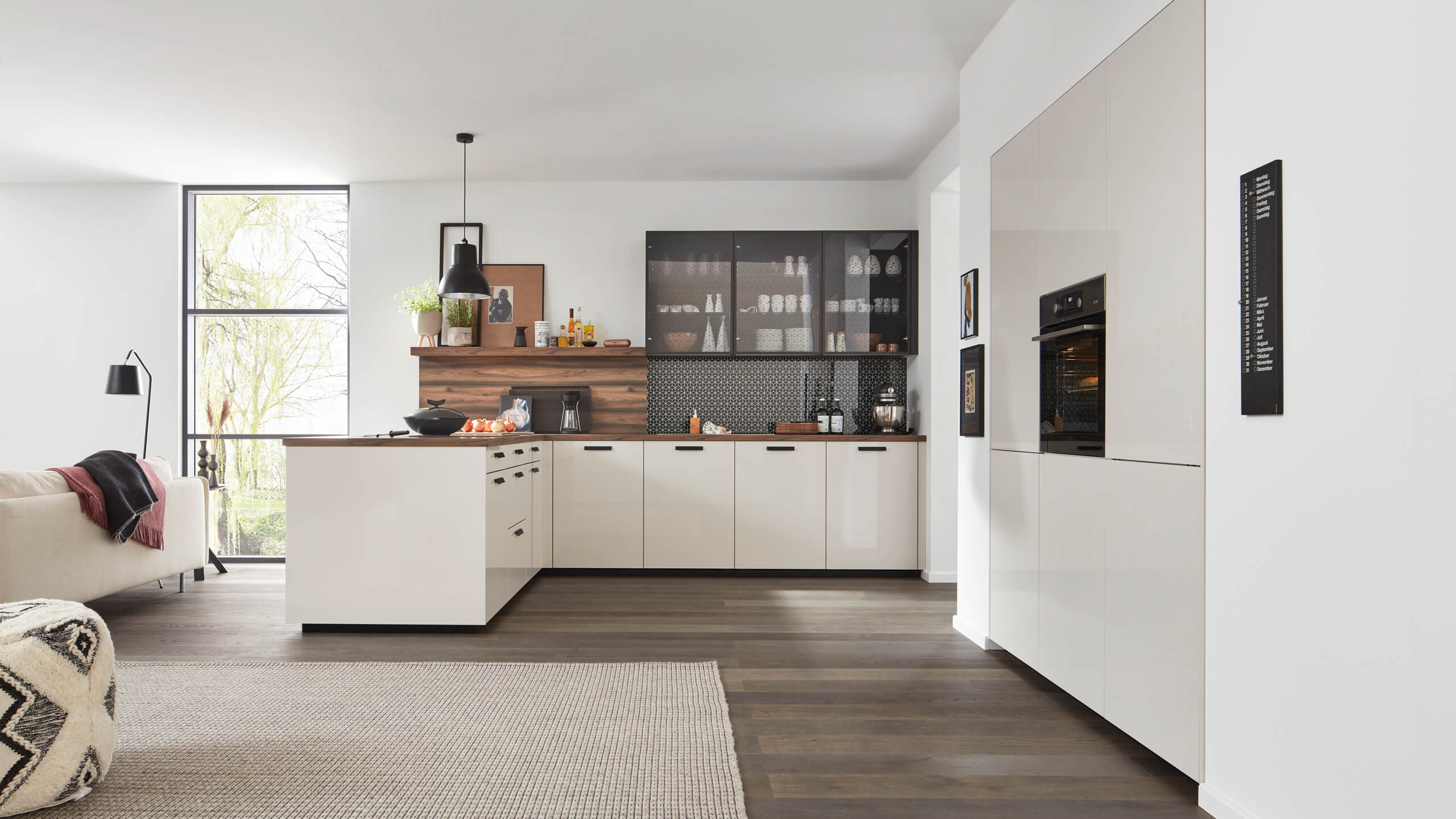 Moderne Familienküche Ulrike in L-Form von Wert Küche