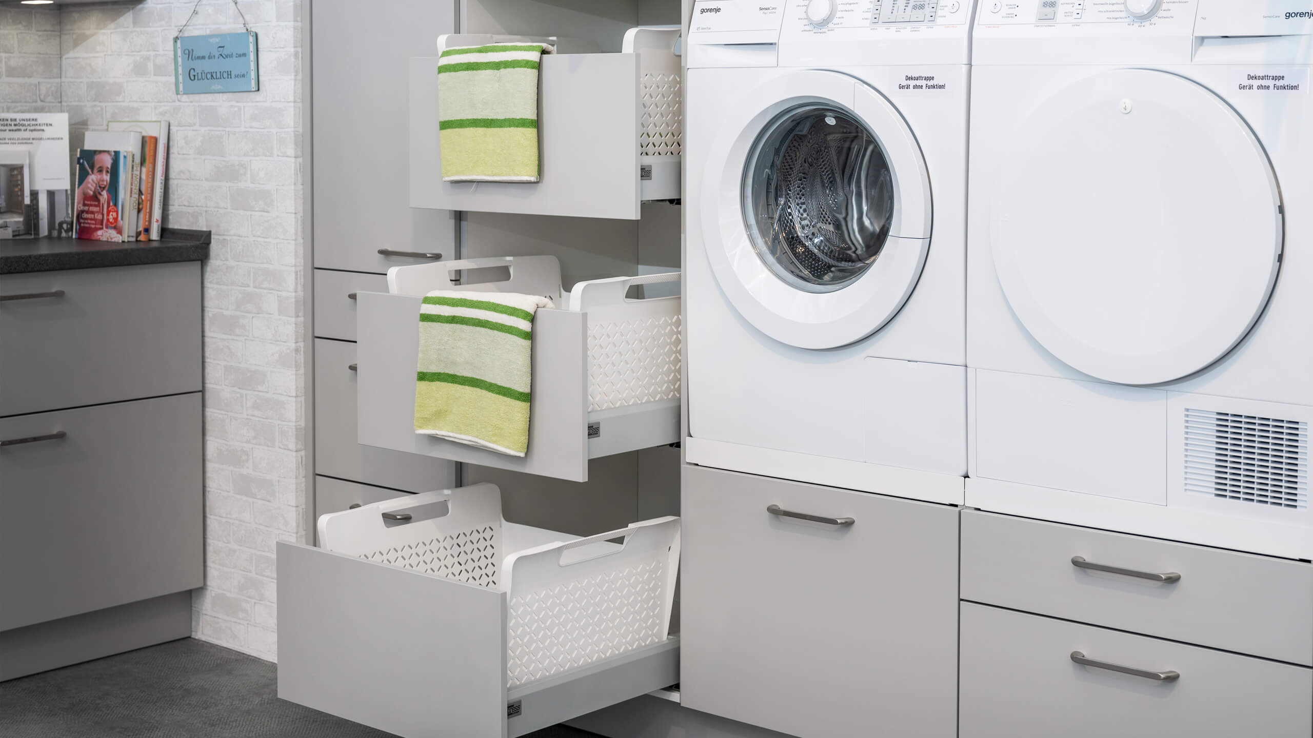 Heller Hauswirtschaftsraum "Win" von Express 