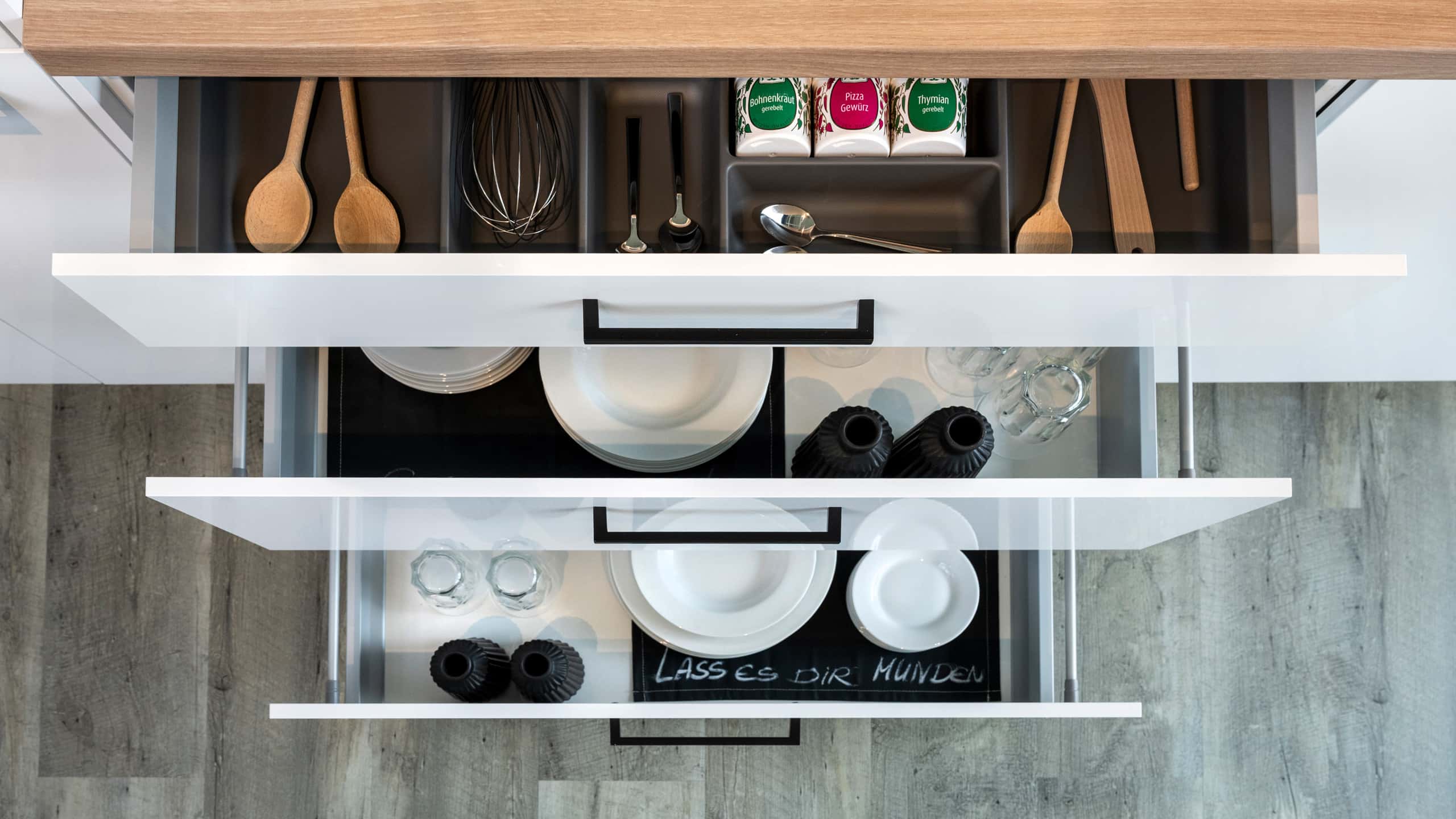 Moderne Singleküche "Star/Plan" von Express