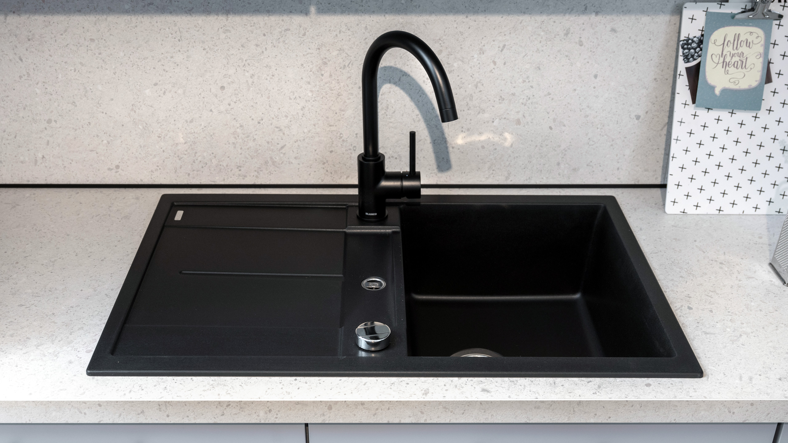 Trendige Inselküche "Senso" von Culineo