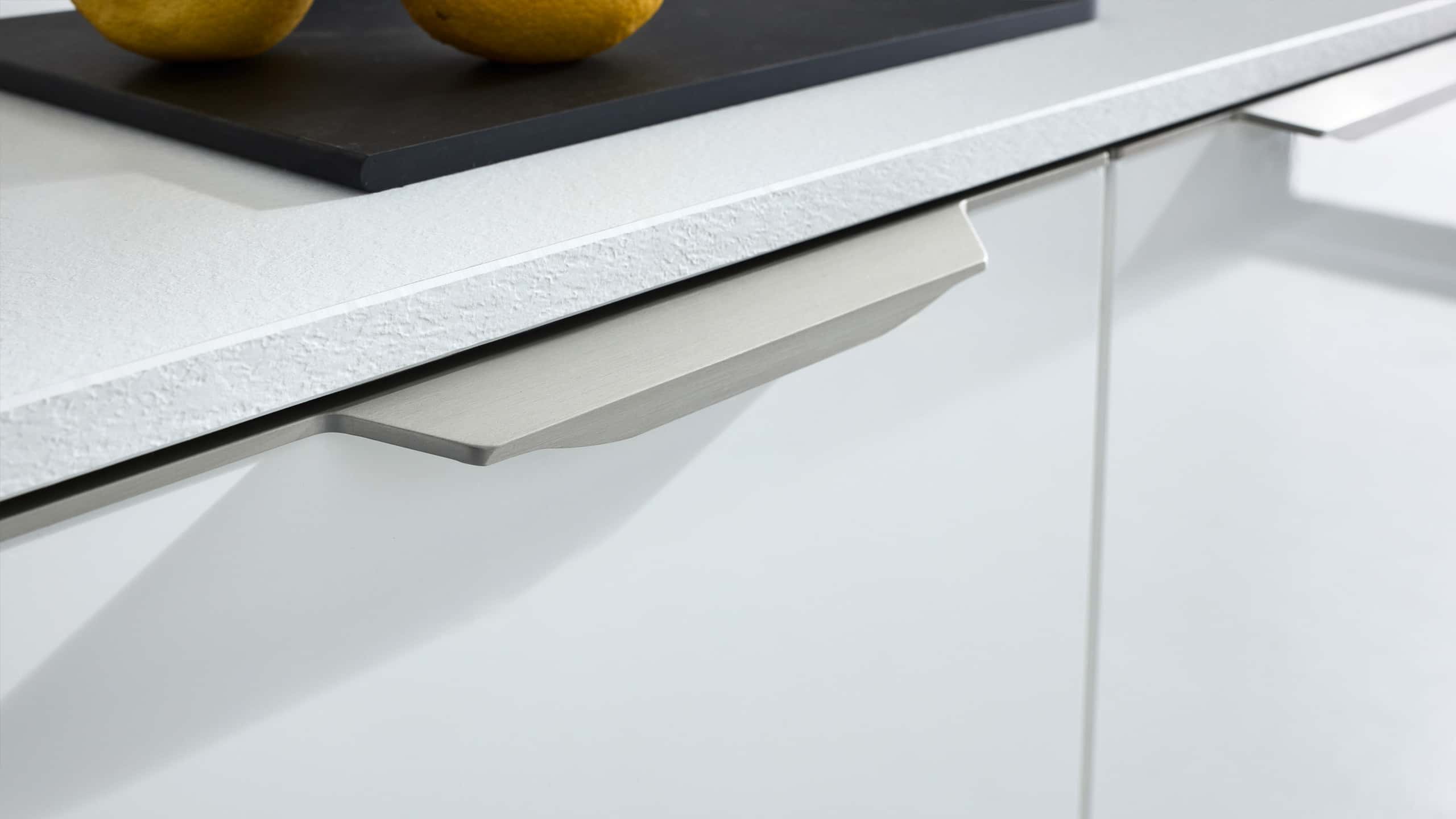 Grifflose Designküche "Serie 3066" von Nobilia