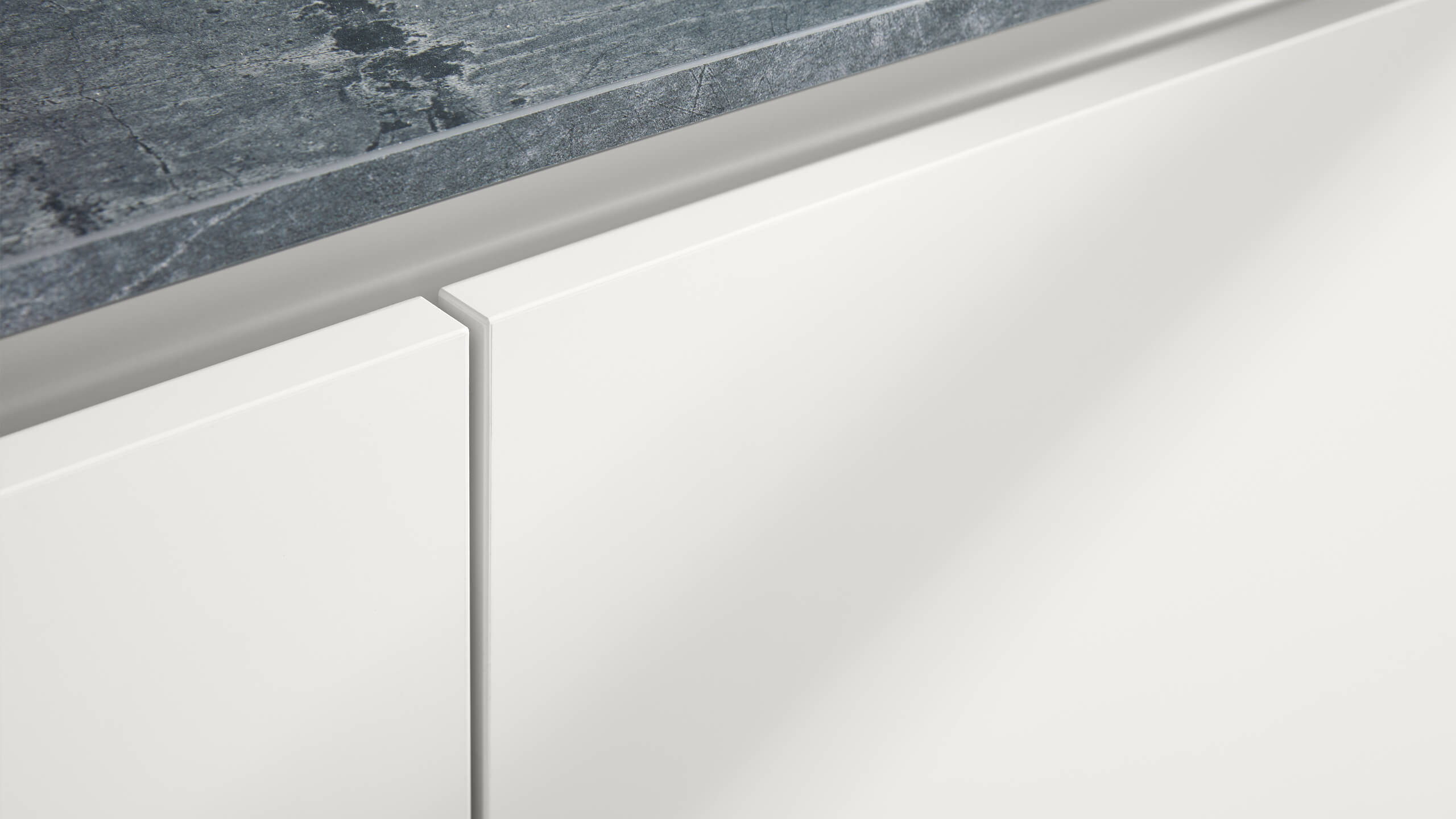 Grifflose Designküche "Franziska" in L-Form von Wert Küche