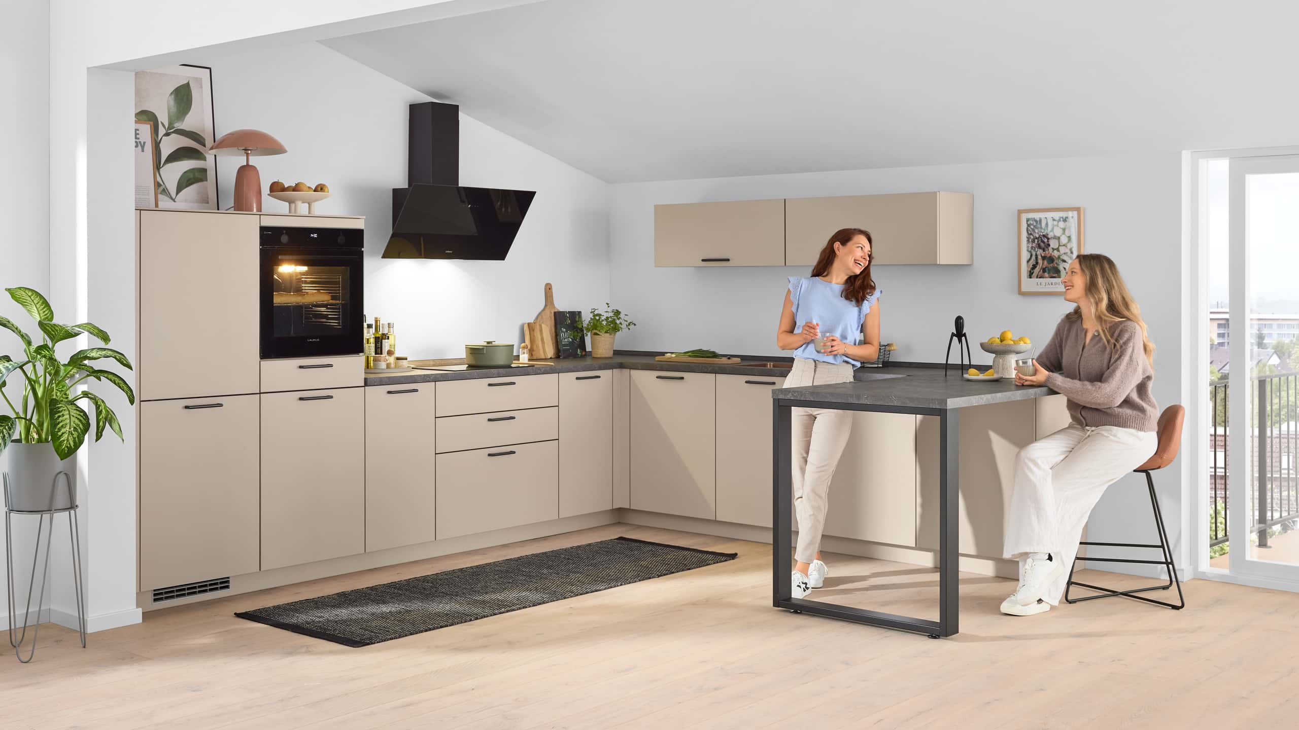 Moderne Familienküche "Laser" in L-Form von Culineo