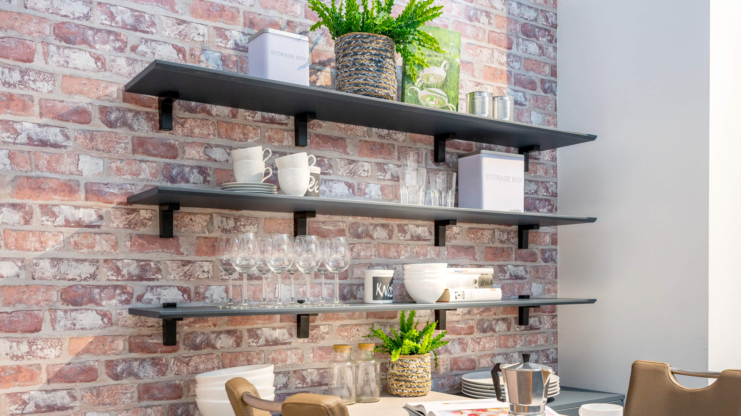 Trendige L-Küche Modell "Easytouch" von Nobilia