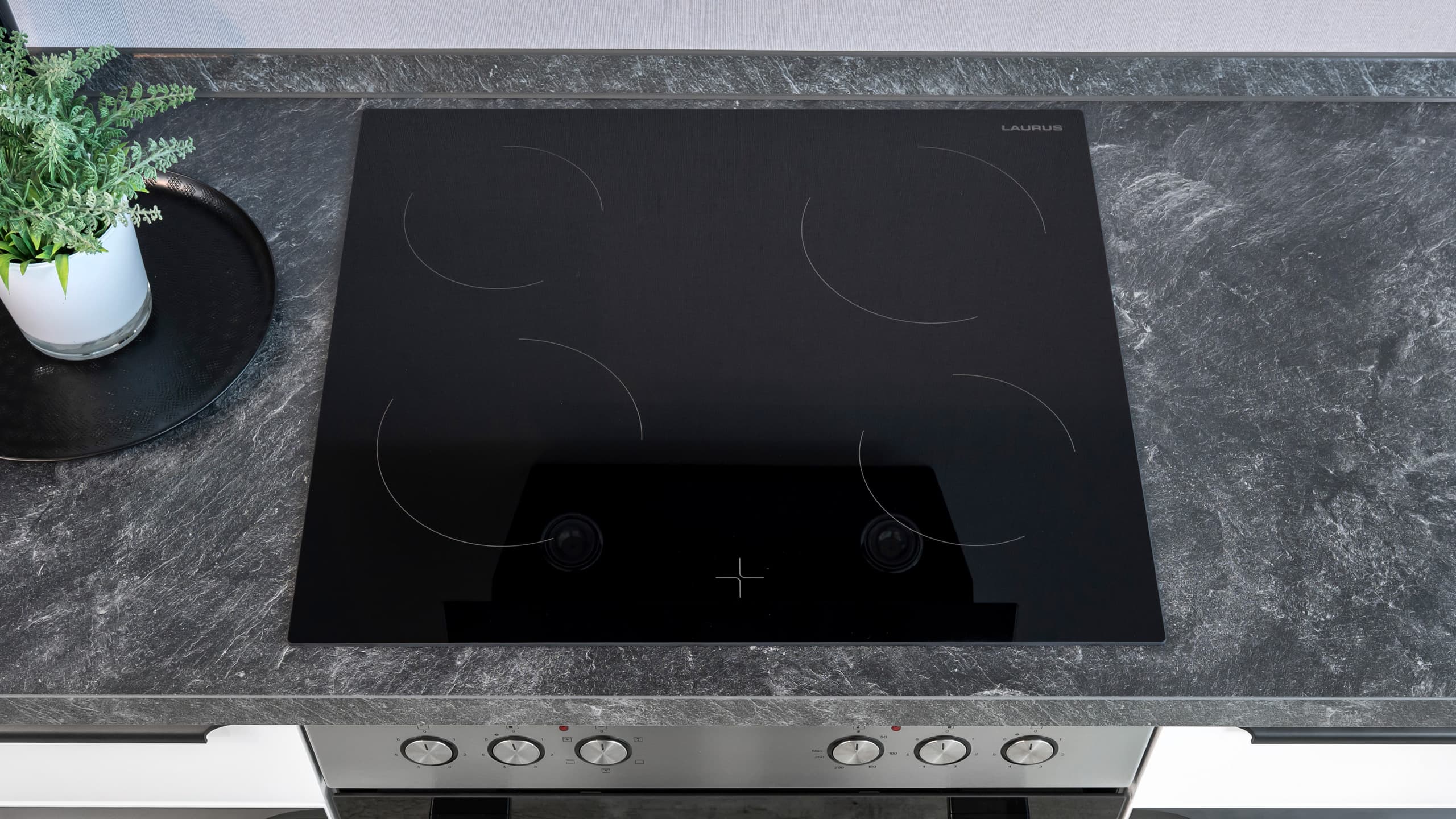 Moderne Singleküche "Laser" von Nobilia