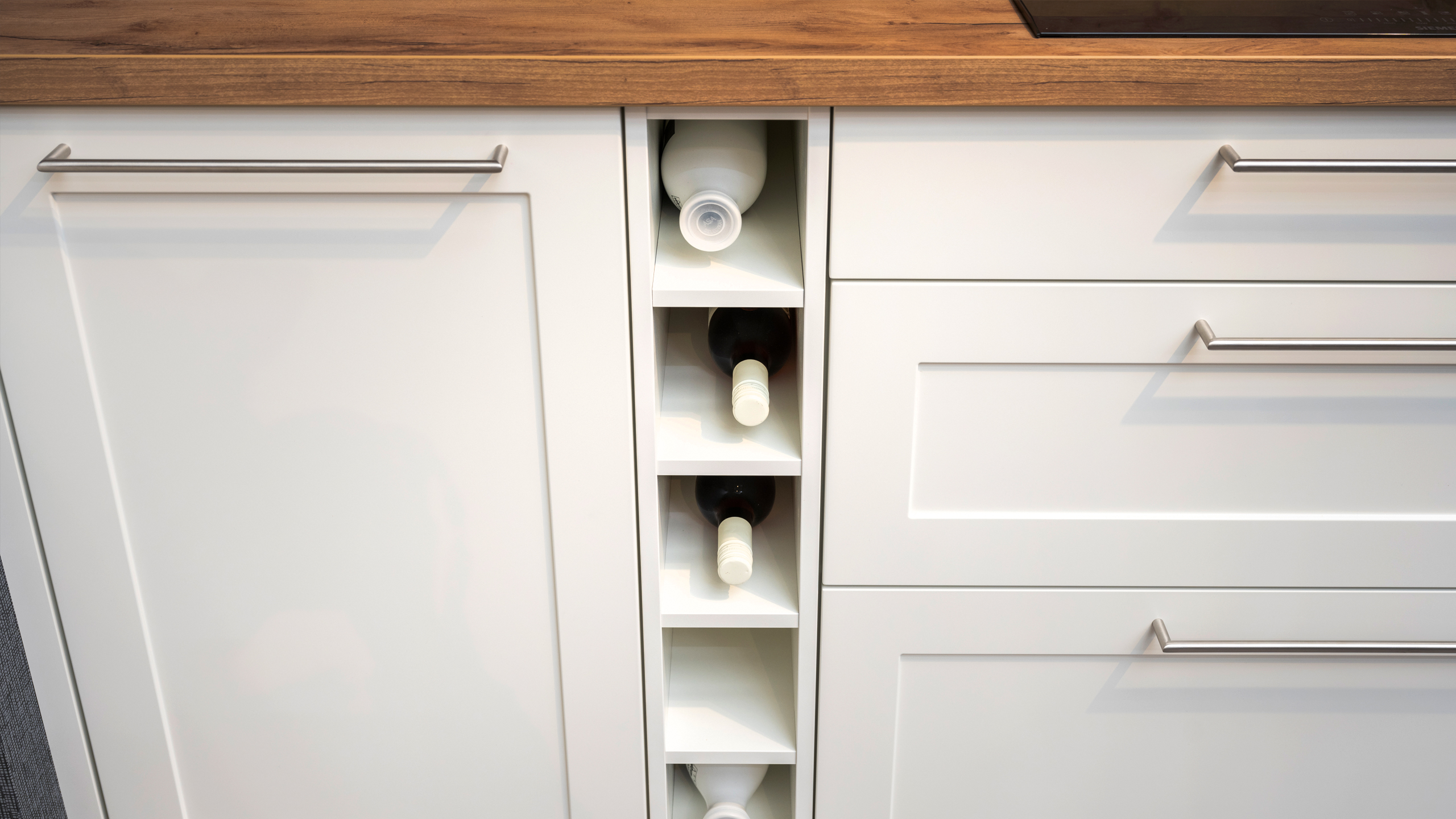 Moderne, geräumige Landhausküche Modell Nordic von Nobilia