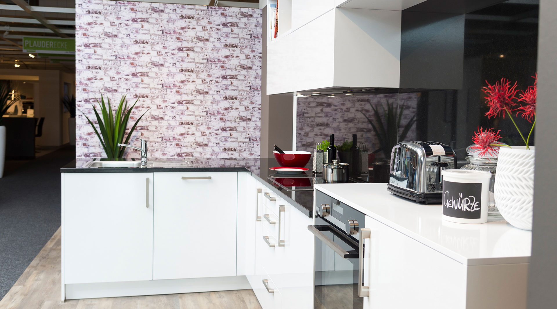 Klassische L-Küche "Pienza Plus" von Wert Küche