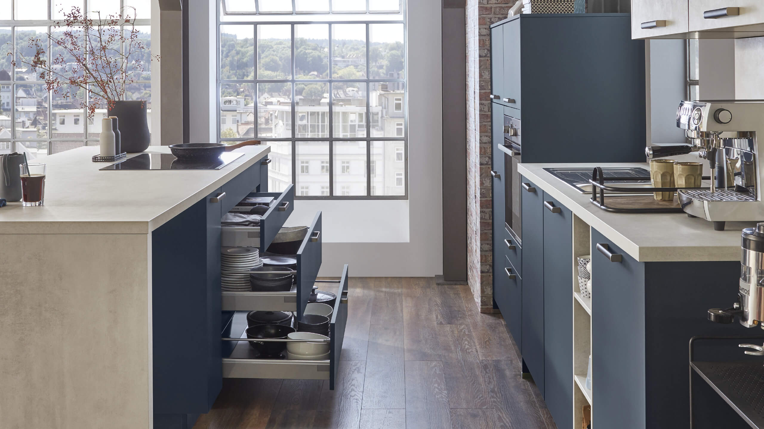 Trendküche "Easytouch" mit Insel von Nobilia