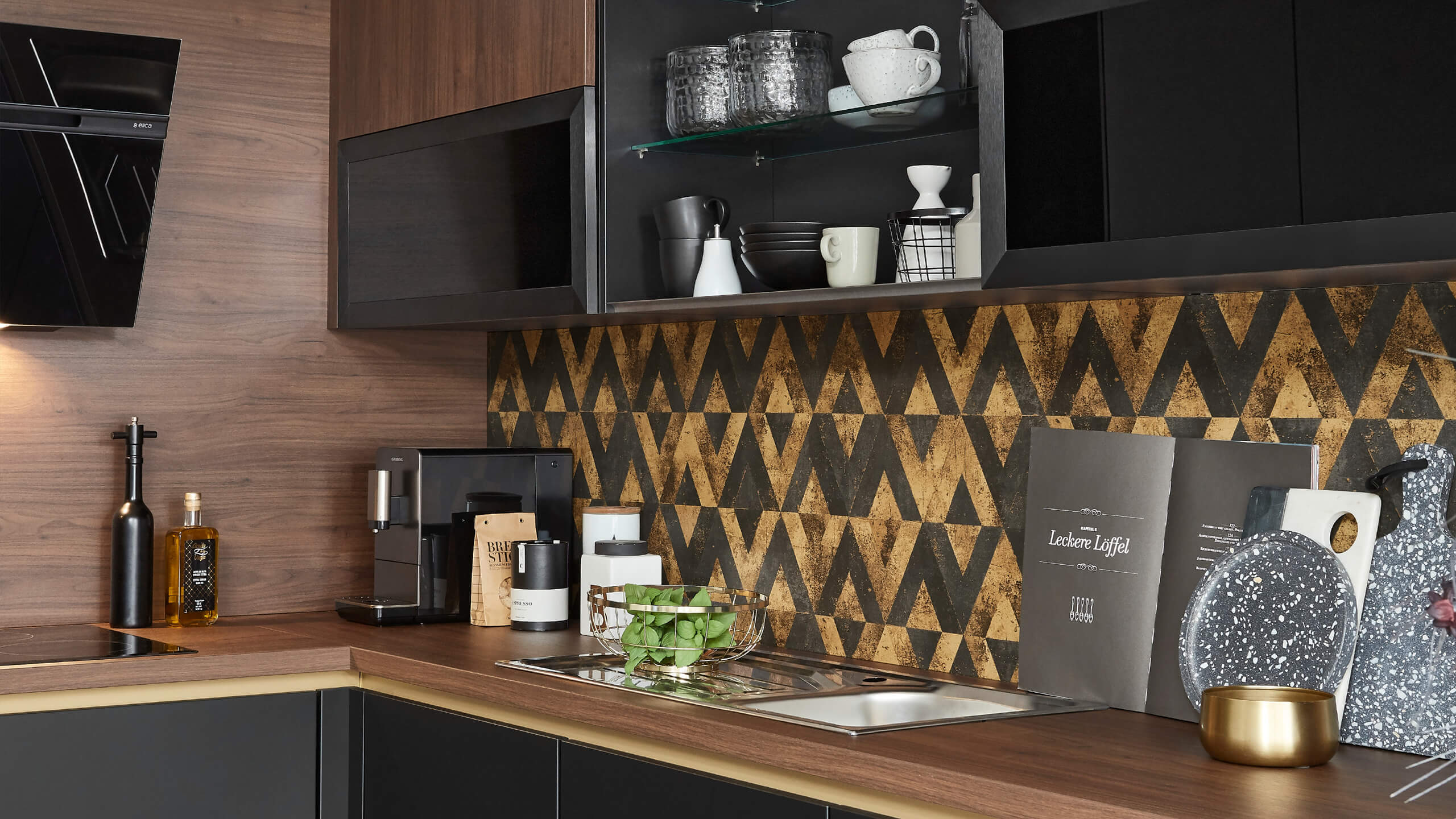 Grifflose Trendküche in L-Form "Touch" von Nobilia