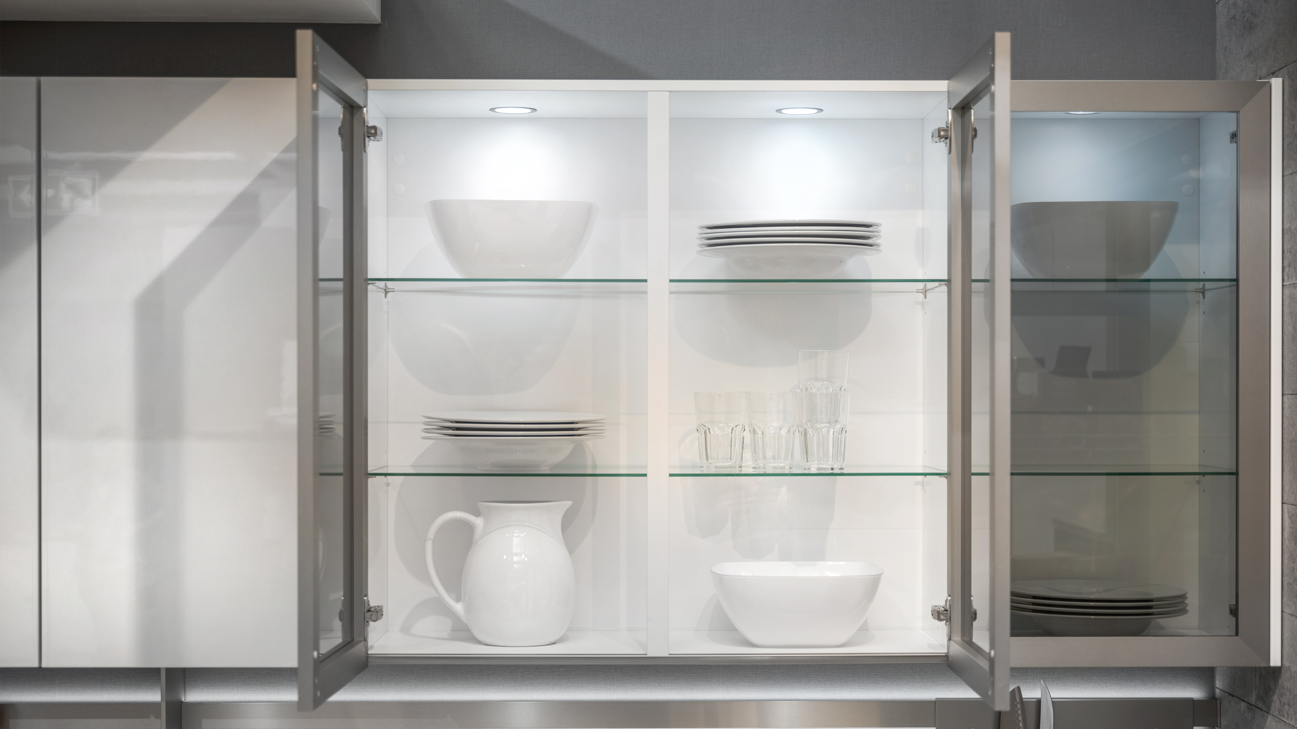 Helle Familienküche Modell Lux von Nobilia