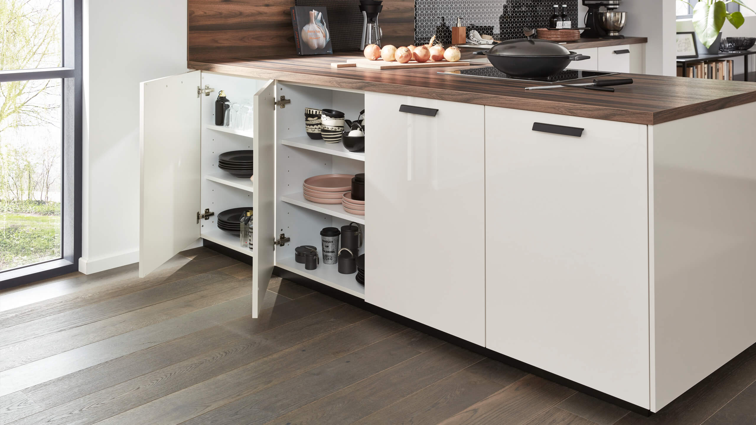 Moderne Familienküche Ulrike in L-Form von Wert Küche