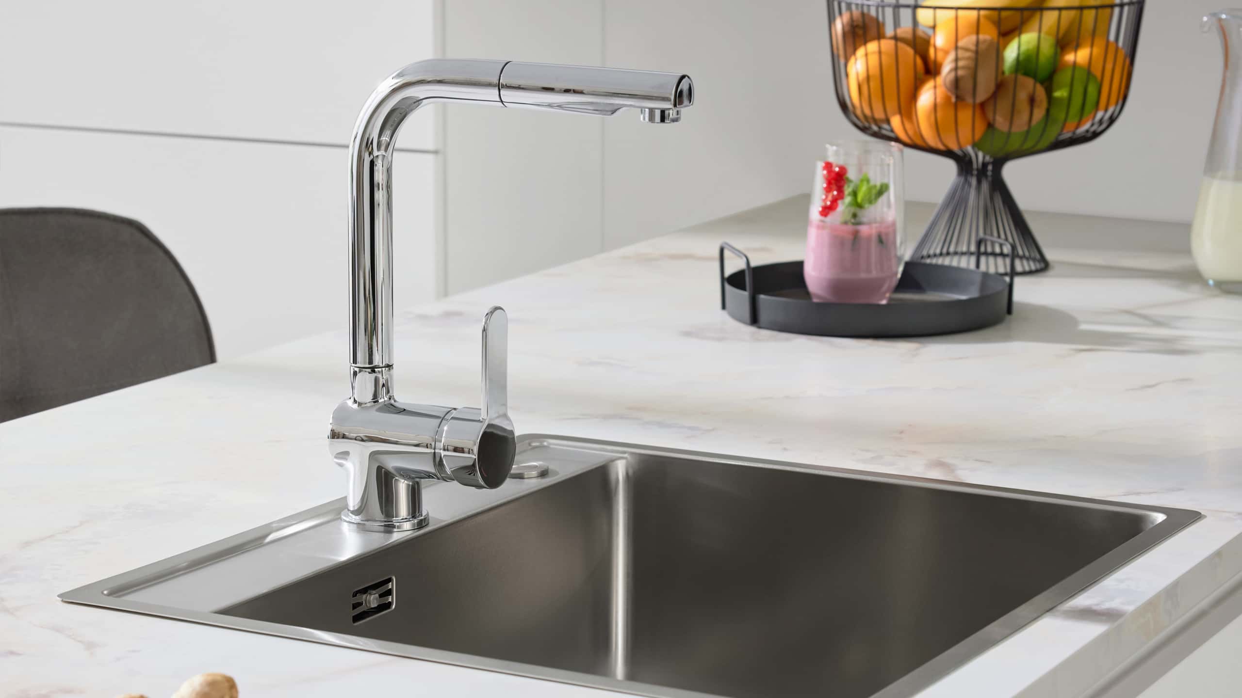 moderne, grifflose L-Küche "Serie 3089" von Interliving