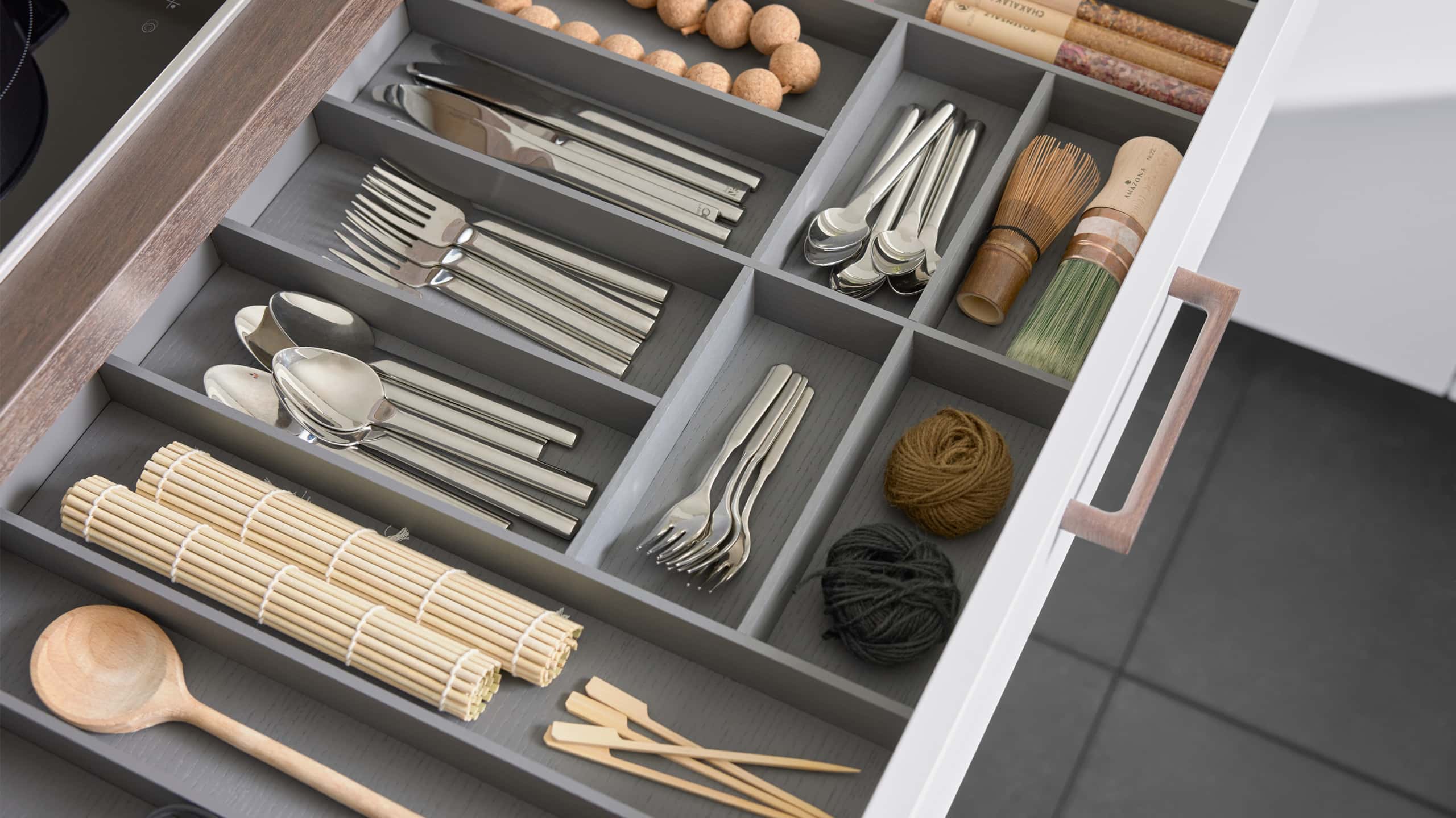 Moderne Familienküche "Laser" in U-Form von Culineo