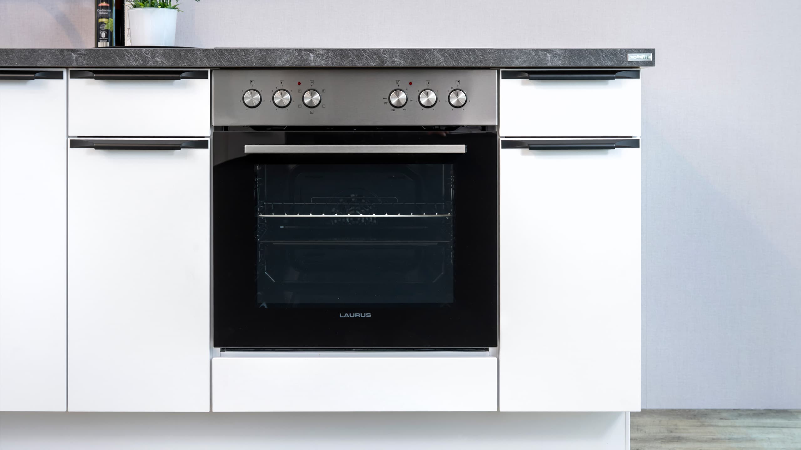 Moderne Singleküche "Laser" von Nobilia