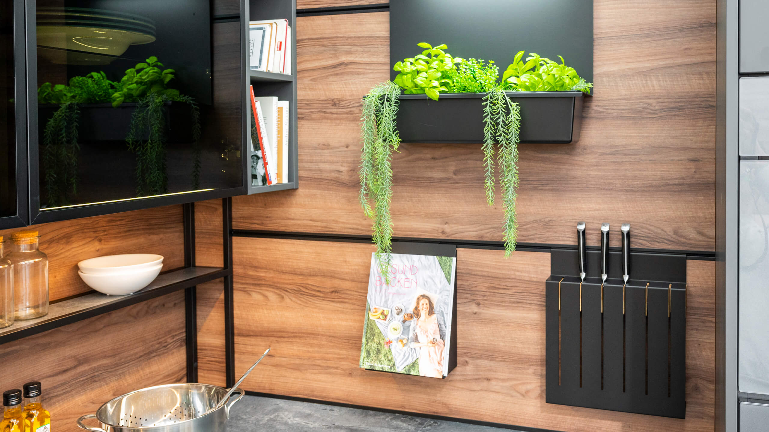 Familienküche "Sina" im Industrielook von Wert Küche