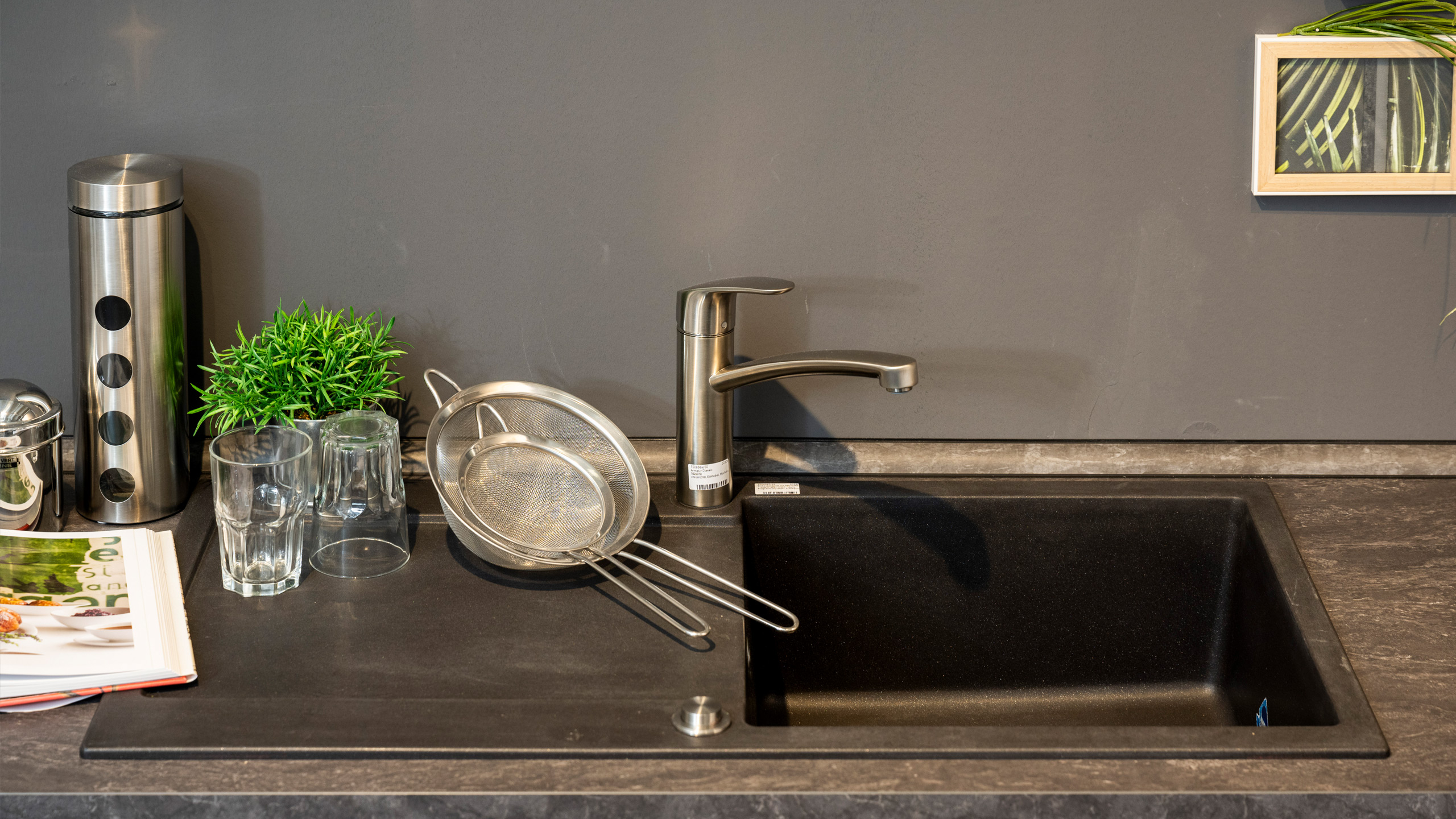 Großflächige, moderne L-Küche "Nova" von Interliving