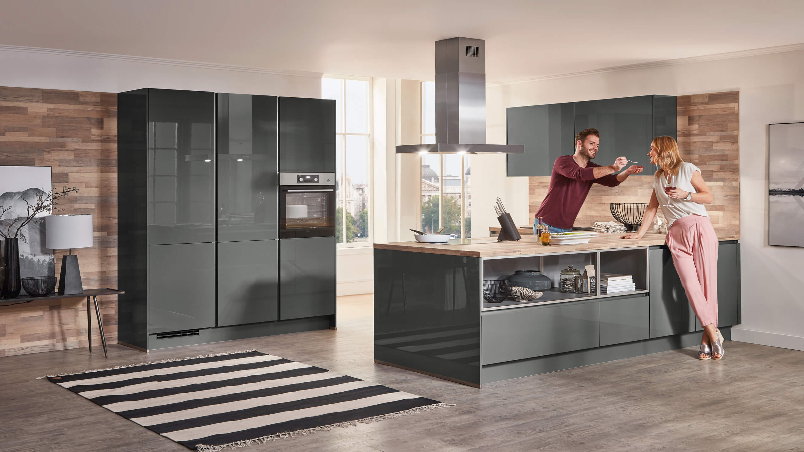 Grifflose Familienküche "Flash" in L-Form von Nobilia