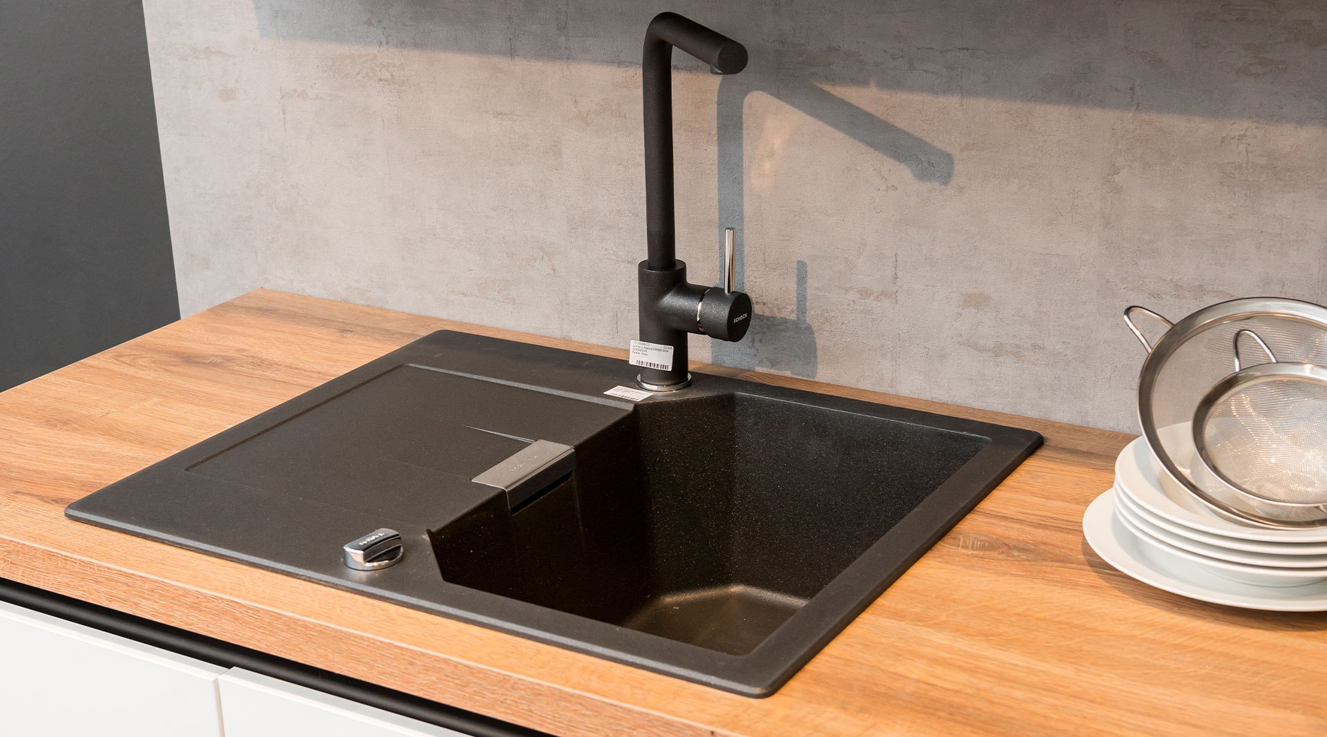 Grifflose L-Küche "Franziska" von Wert Küche