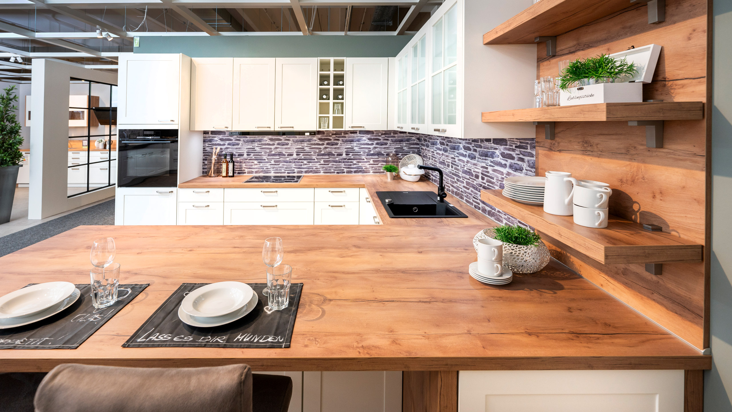 Einladende Familienküche "Nordic" von Nobilia 