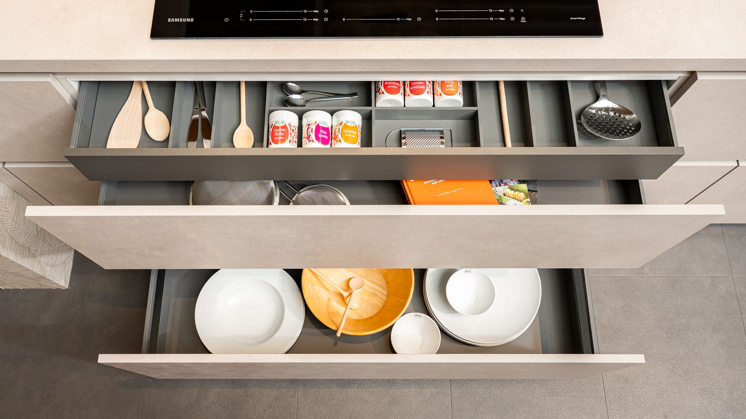 Familienfreundliche Designküche "Riva" von Nobilia