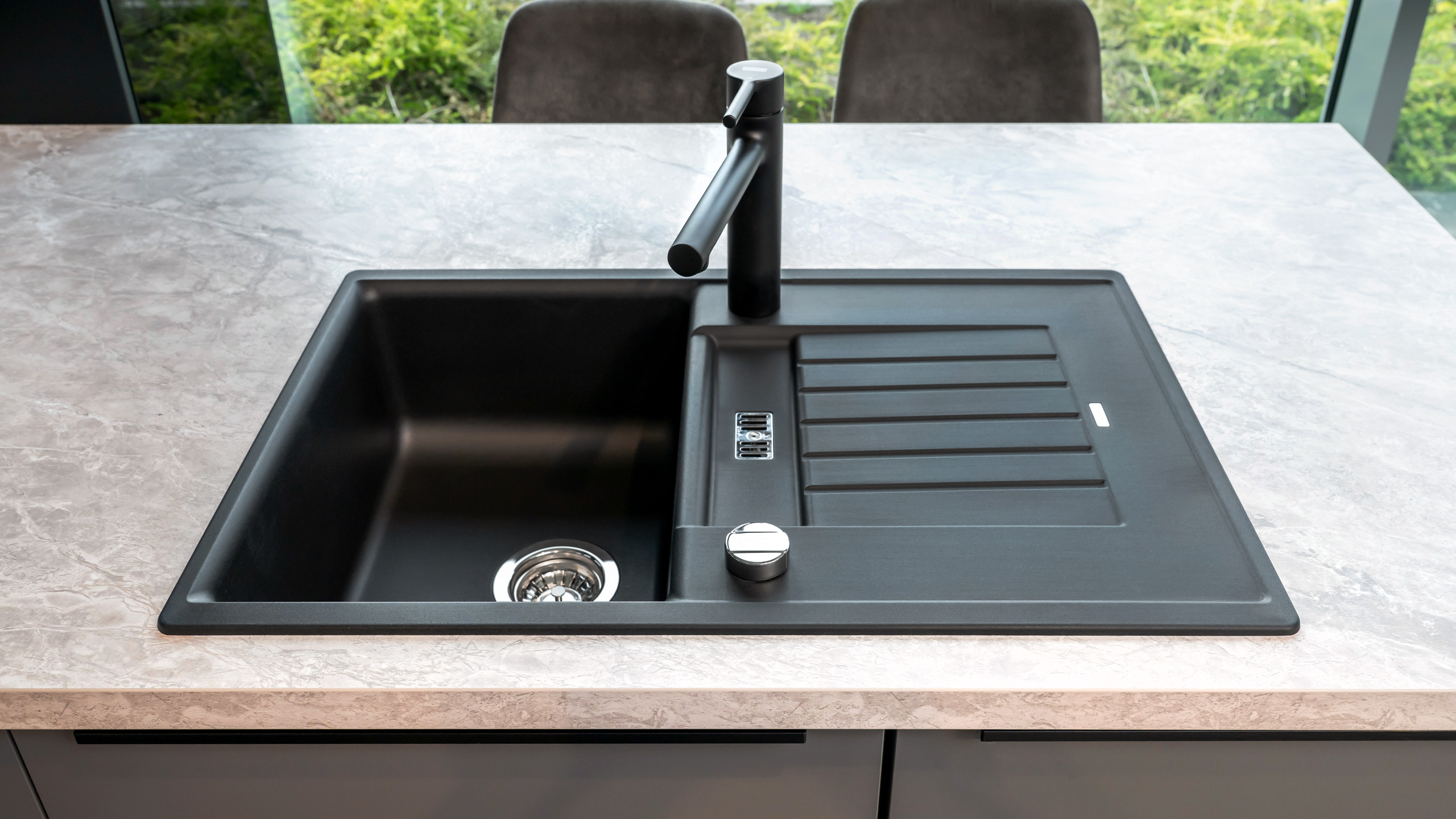 Moderne L-Küche "Senso" von Culineo