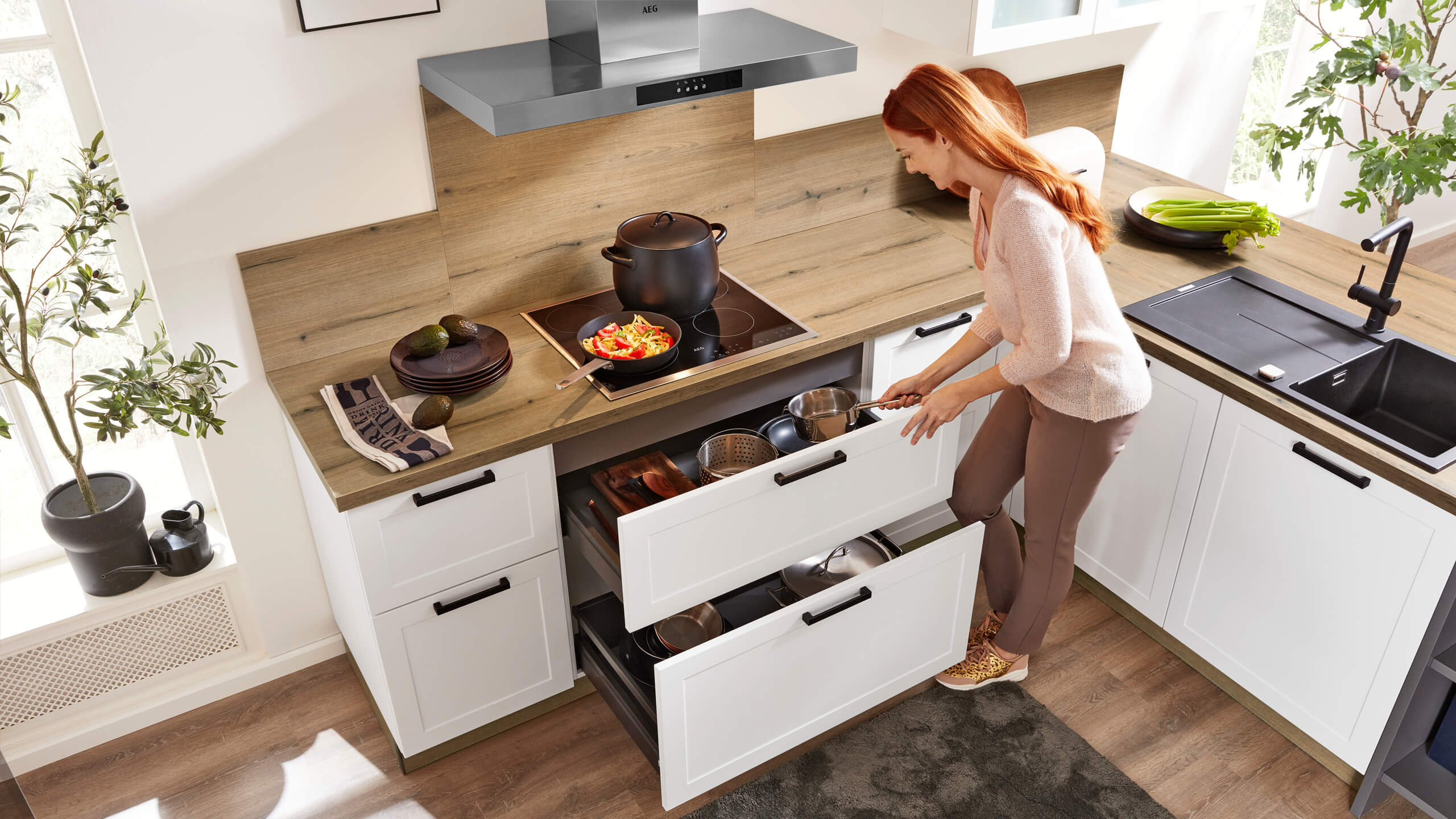 Moderne Landhausküche "Serie 3029" in L-Form von Interliving