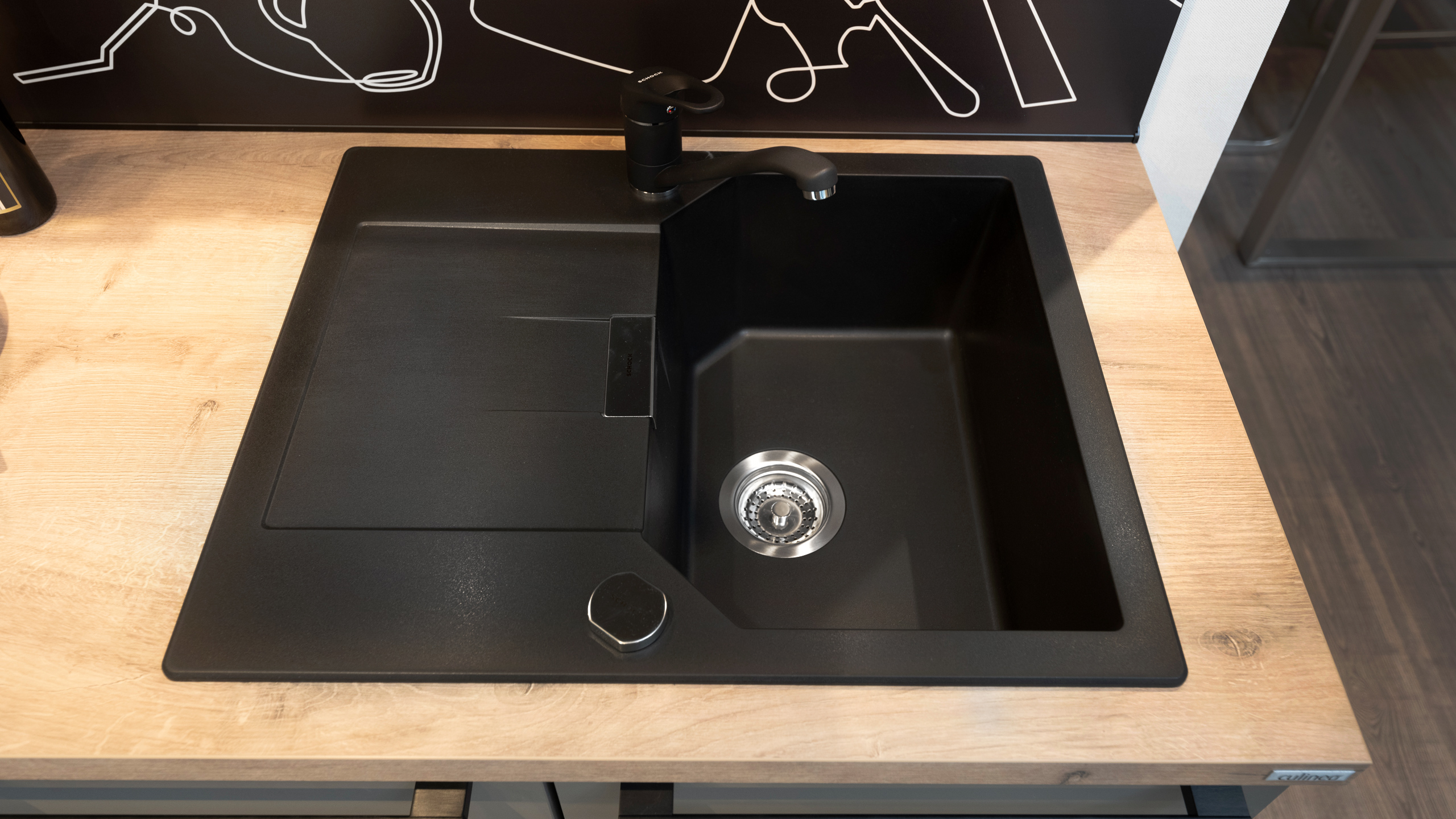 Moderne Singleküche "Laser" von Nobilia