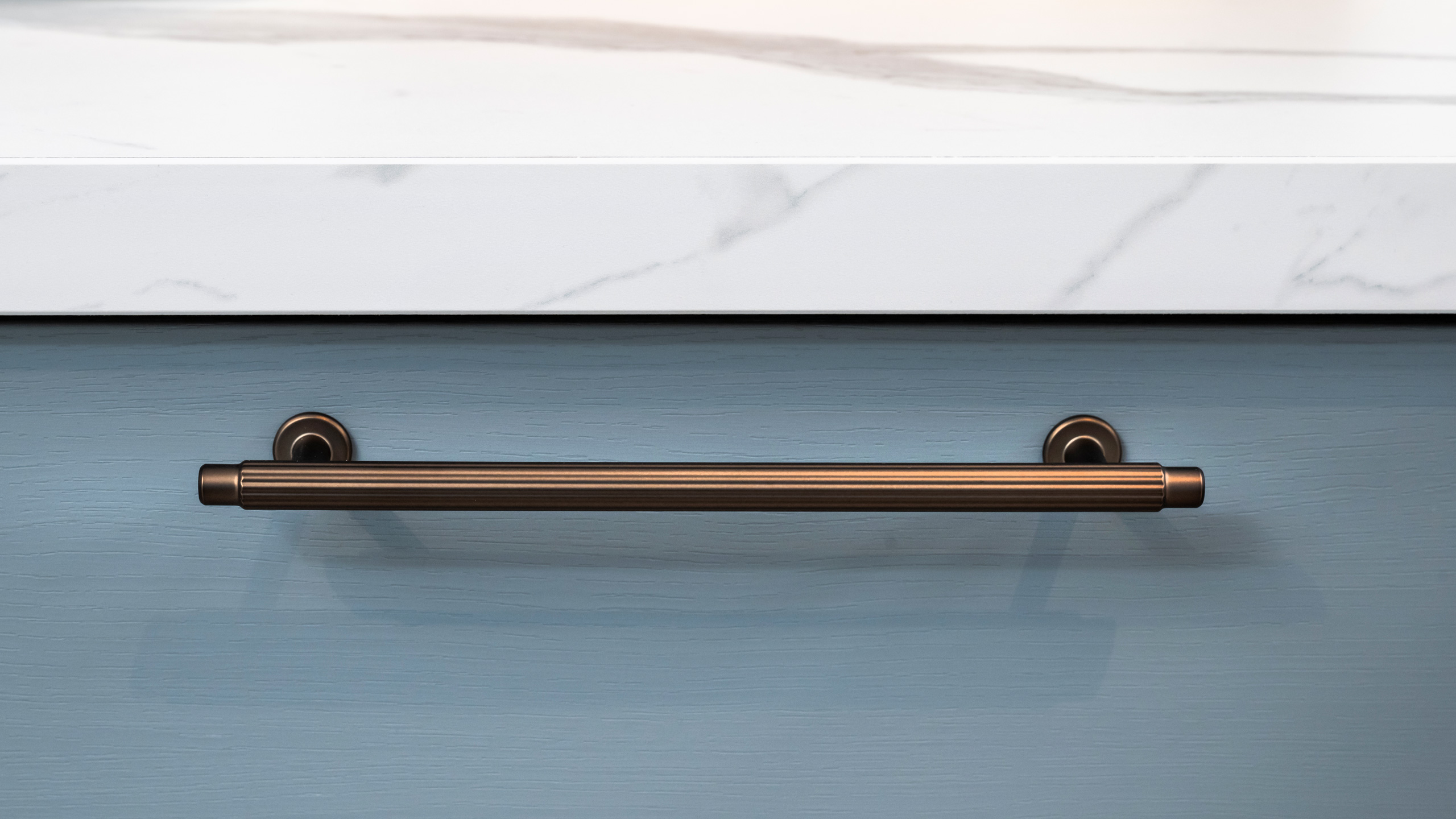 Trendige Landhausküche "Frame" von Culineo