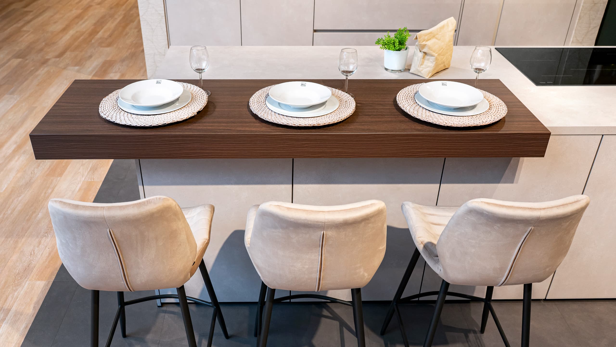 Familienfreundliche Designküche "Riva" von Nobilia