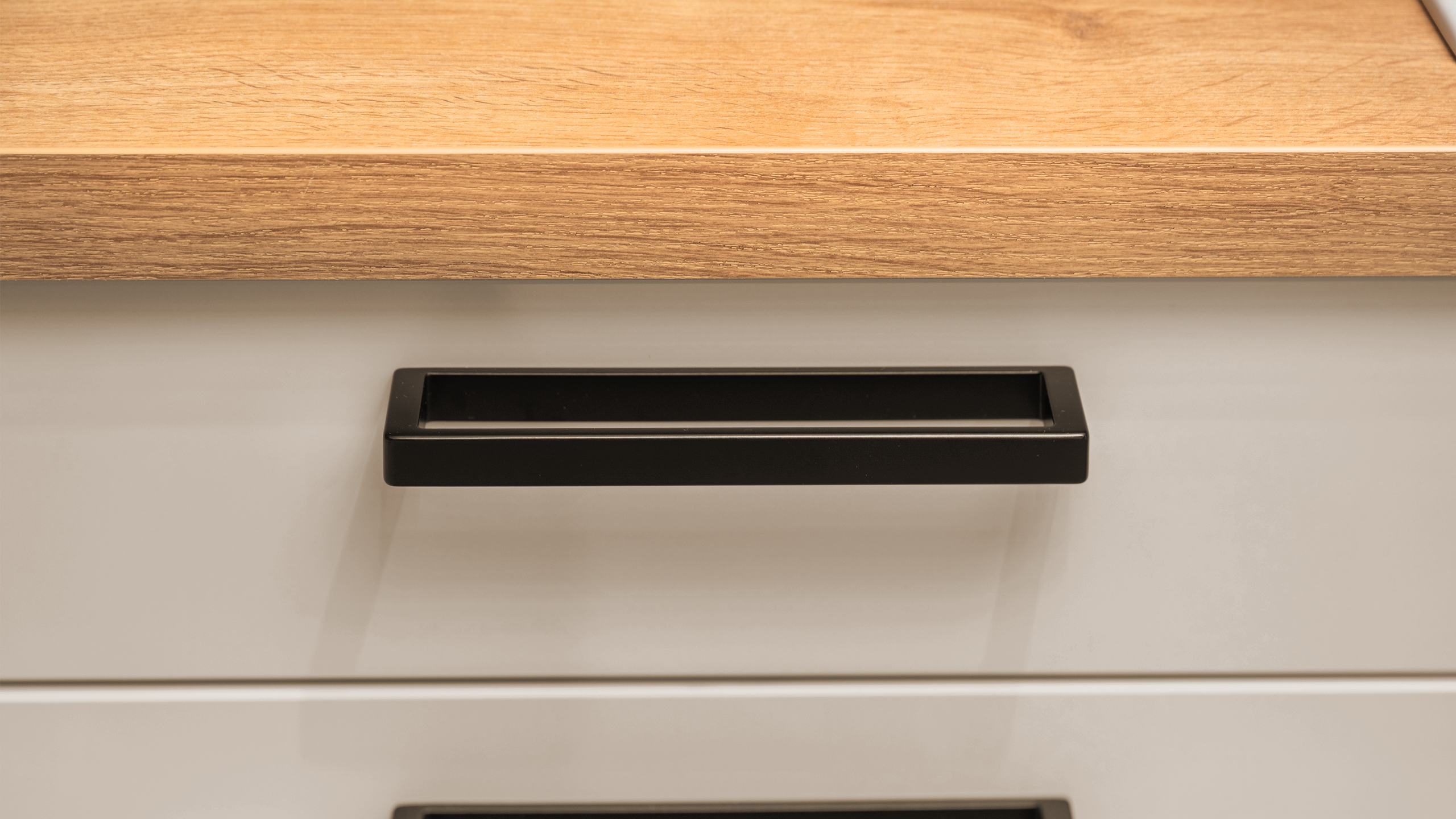 Moderne, übersichtliche L-Küche Modell  Base von Wert Küche