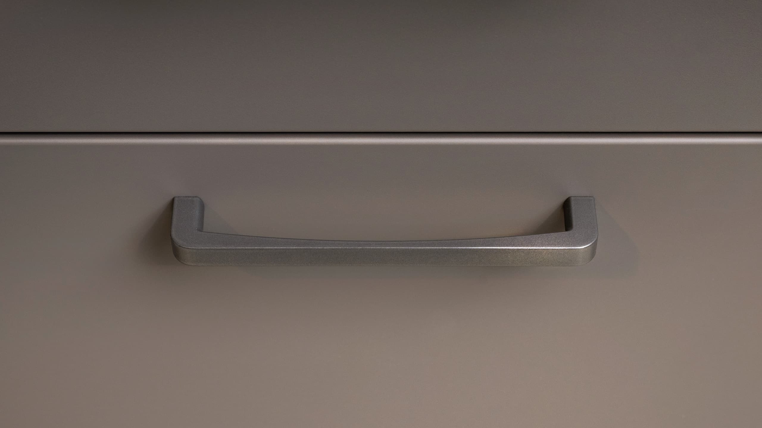 Moderne L-Küche "Softline" von Nobilia