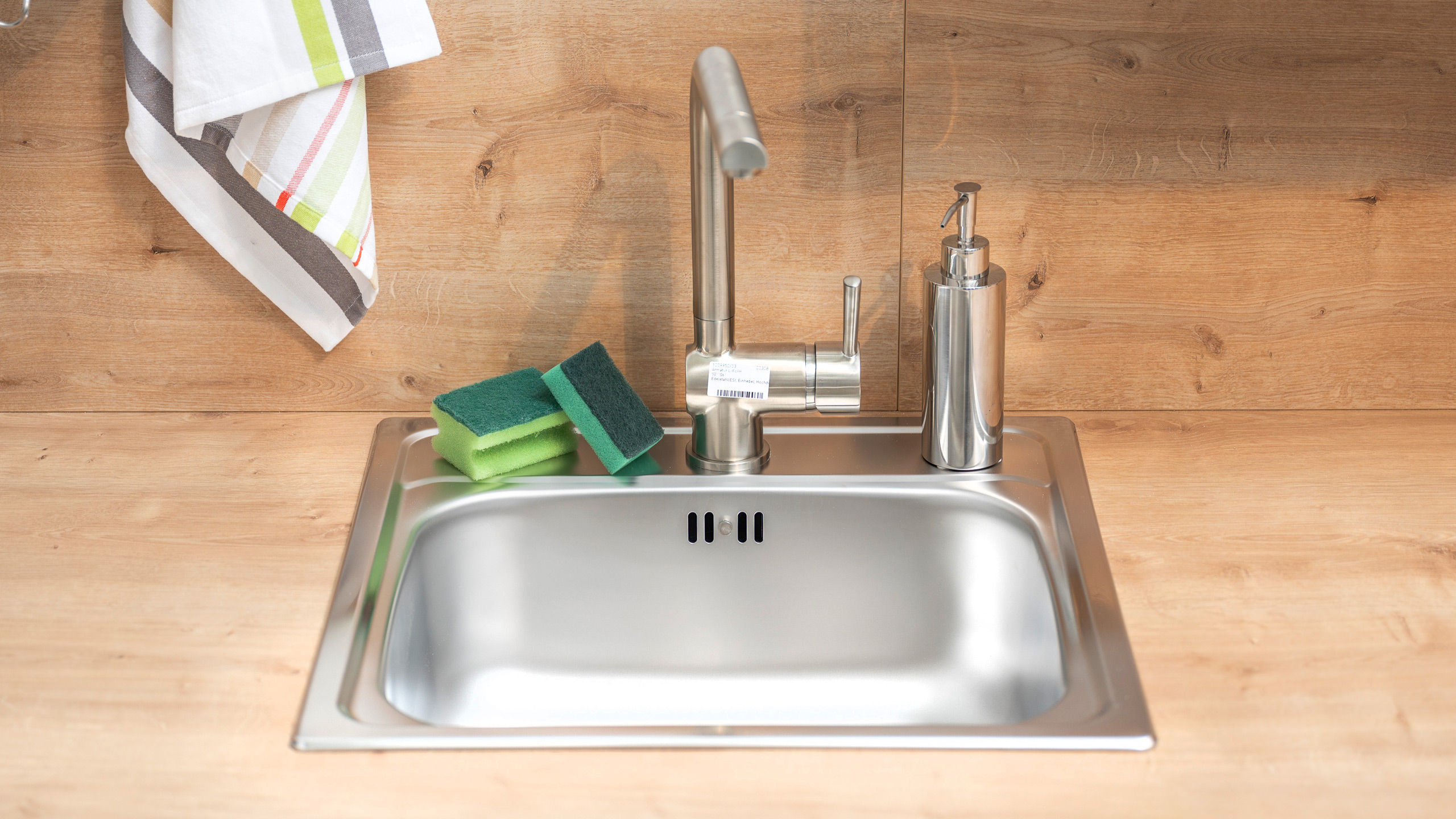 Stauraumreicher Hauswirtschaftsraum "Riva" von Nobilia 