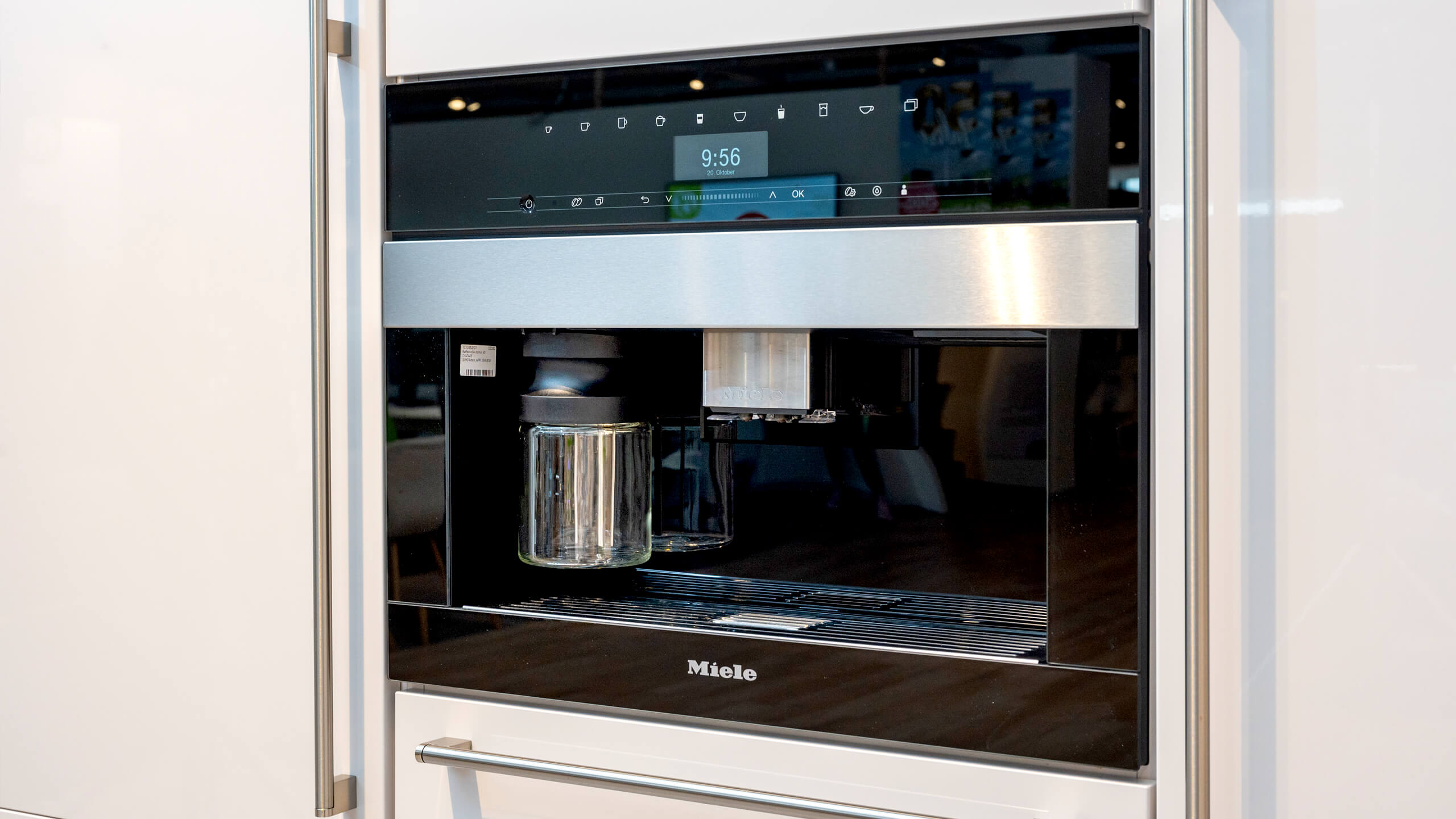 Moderne Familienfreundliche Küche "Flash" von Nobilia