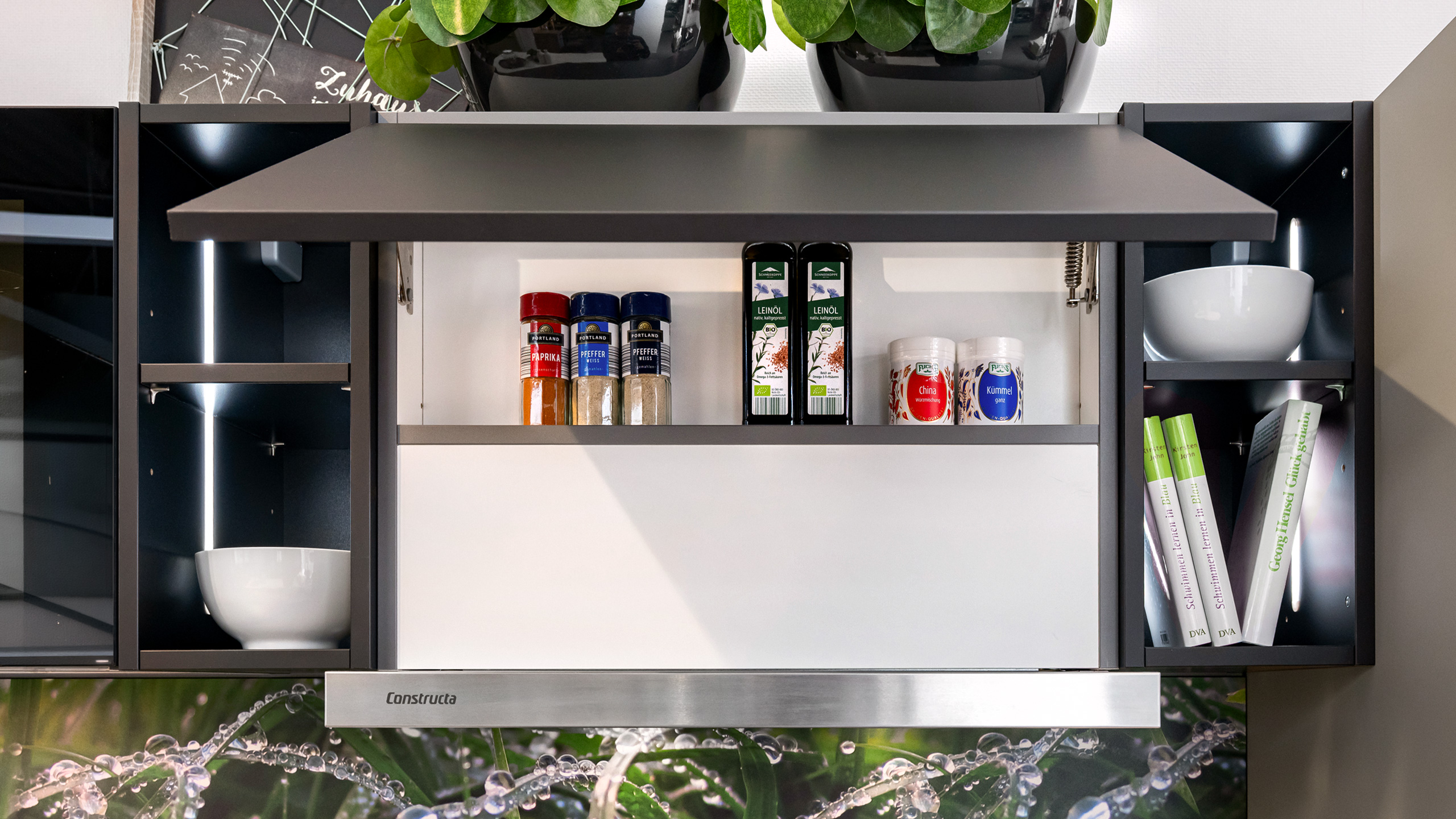 Stylische Singleküche mit Insel Modell Clean von Express