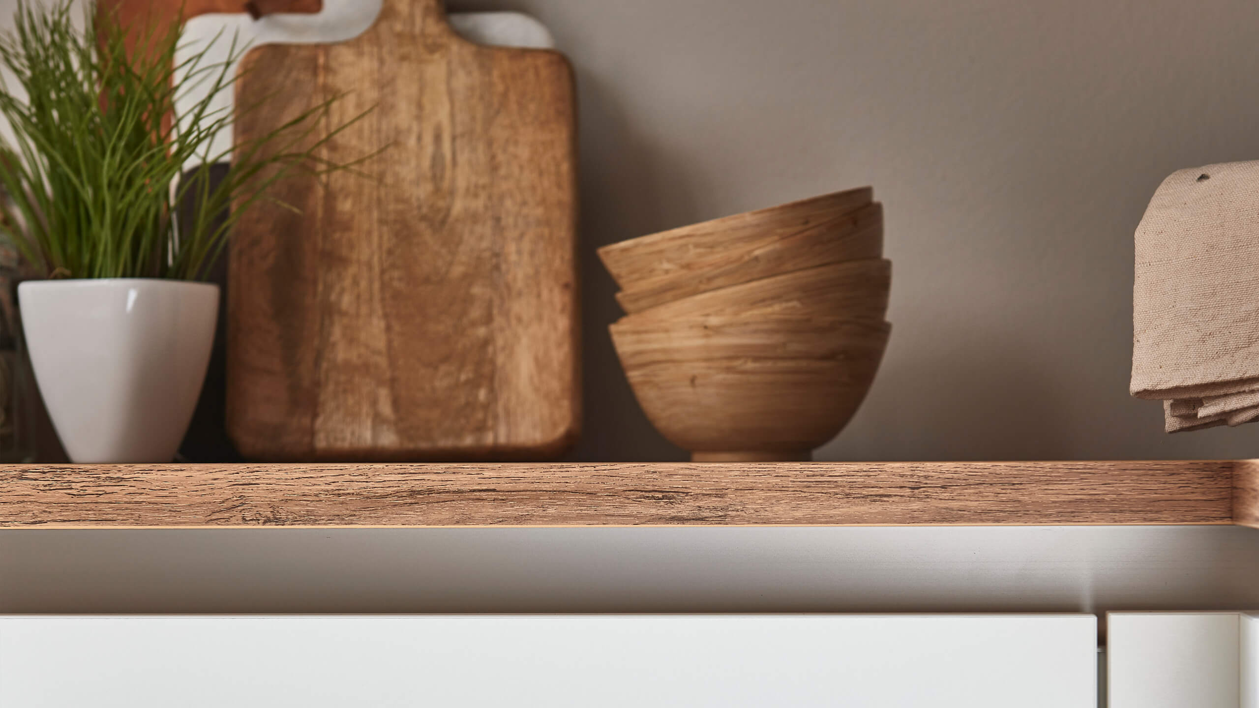 Grifflose Familienküche "Manhattan" in U-Form von Nolte 