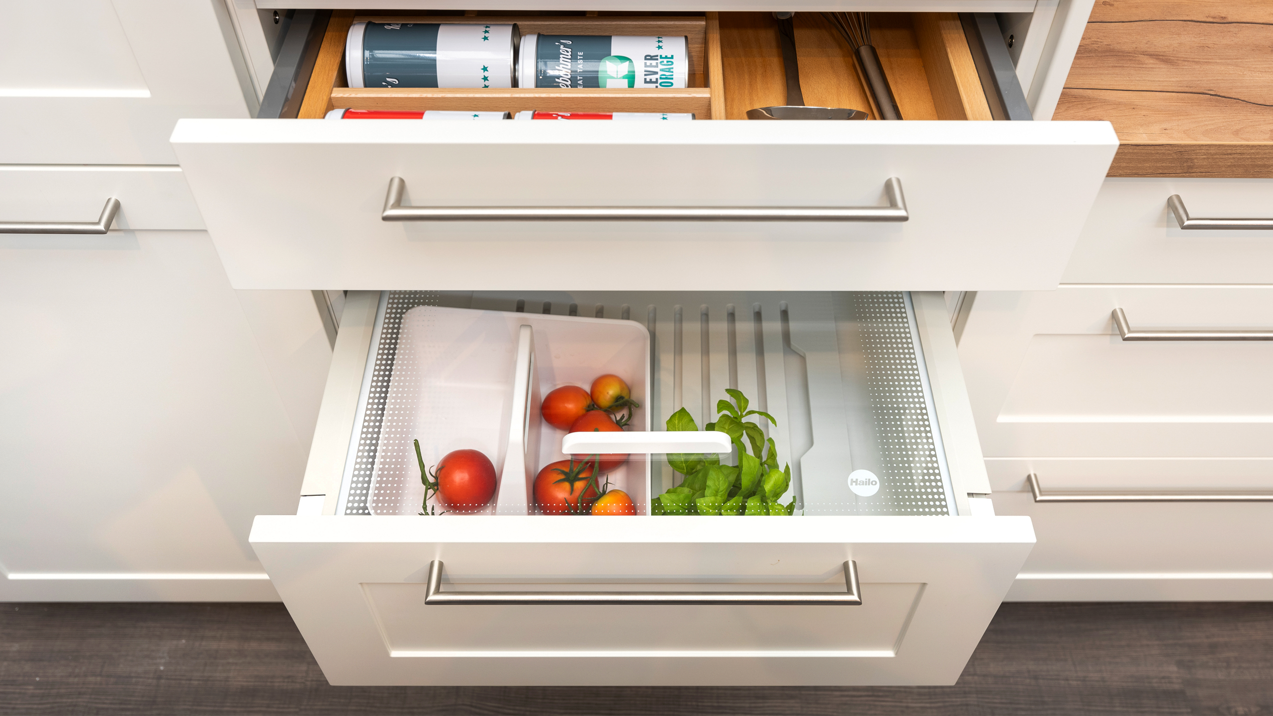 Moderne, geräumige Landhausküche Modell Nordic von Nobilia