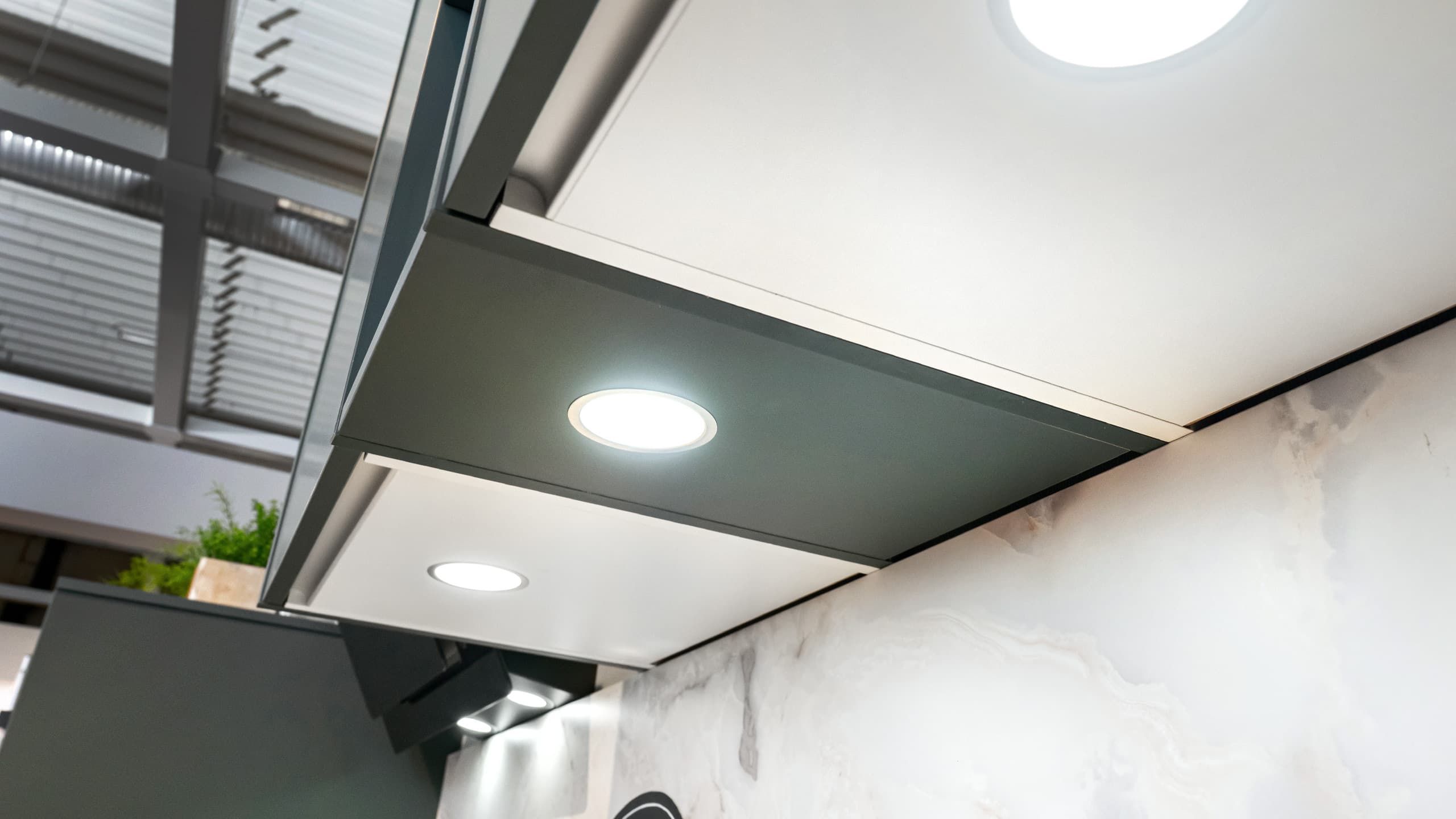 Trendige Singleküche "Clean" von Express