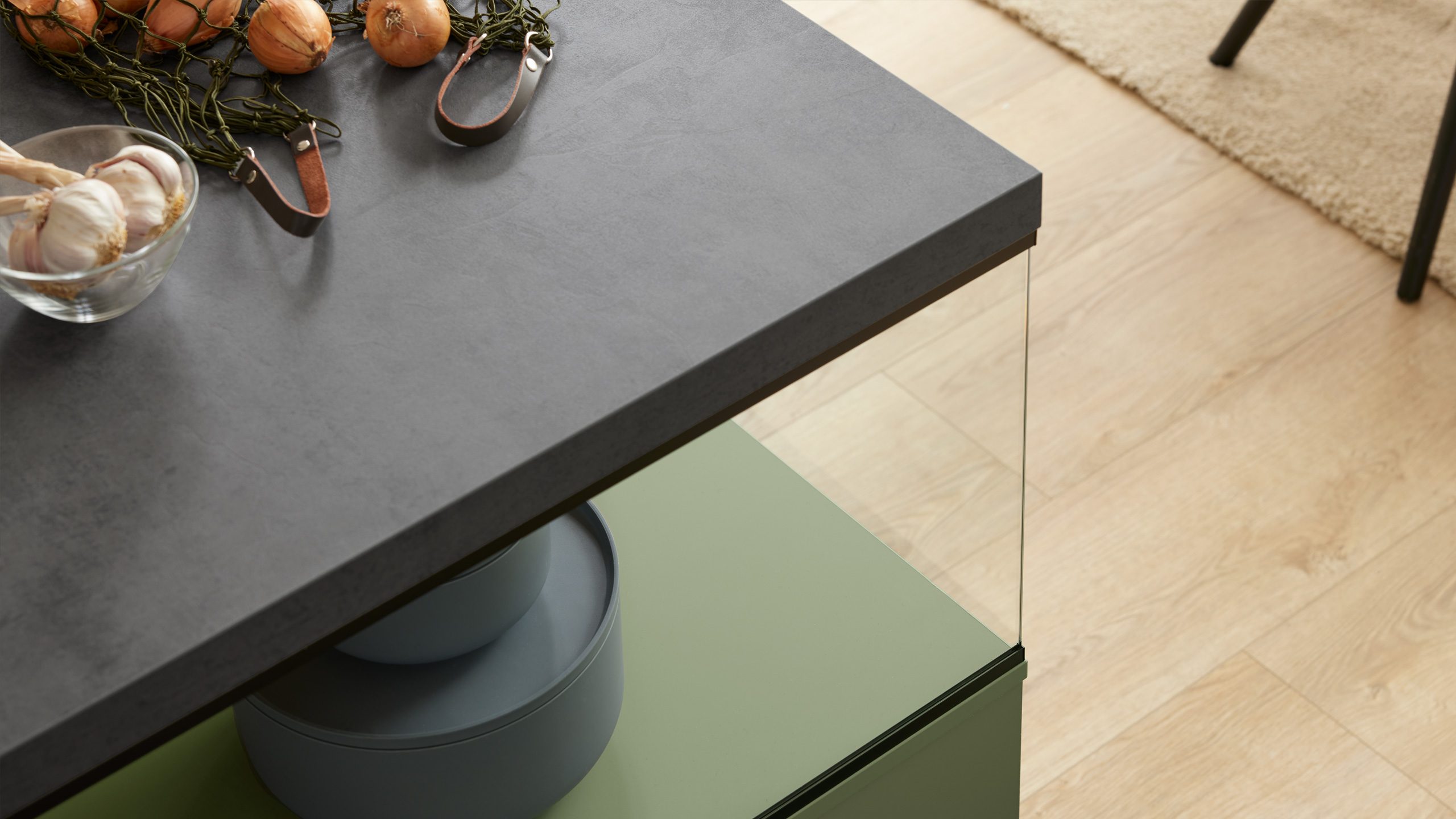 Grifflose Trendküche "Senso" in L-Form von Culineo