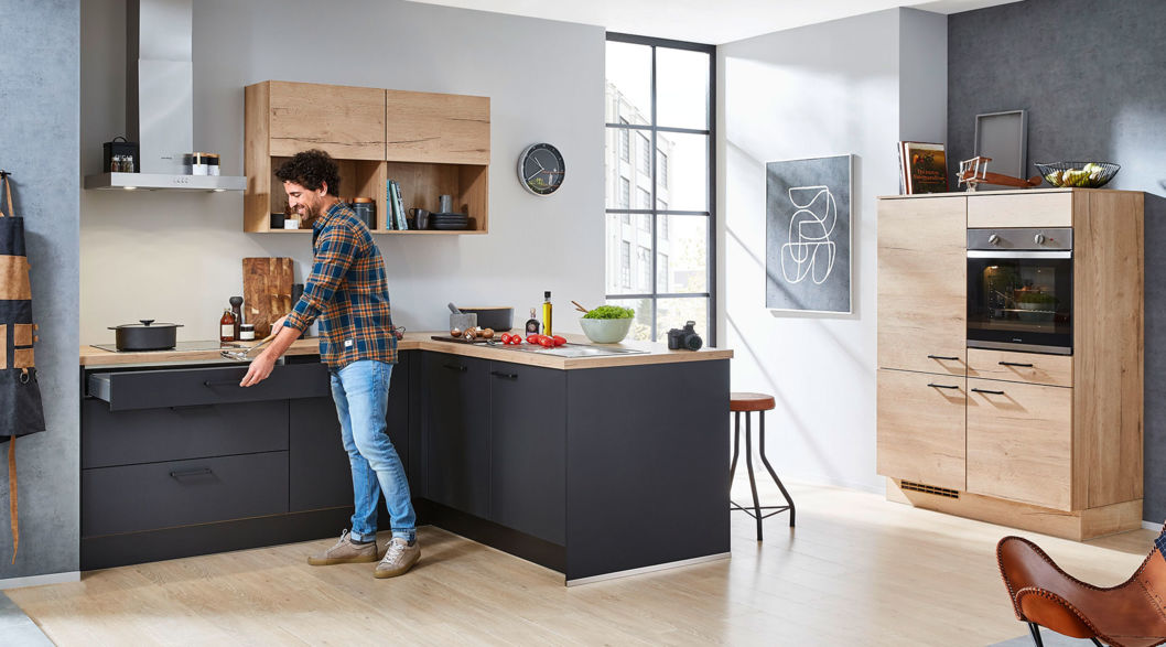 Moderne L Kuche Easytouch Von Nobilia In Ultramatt Grafitschwarz Eiche